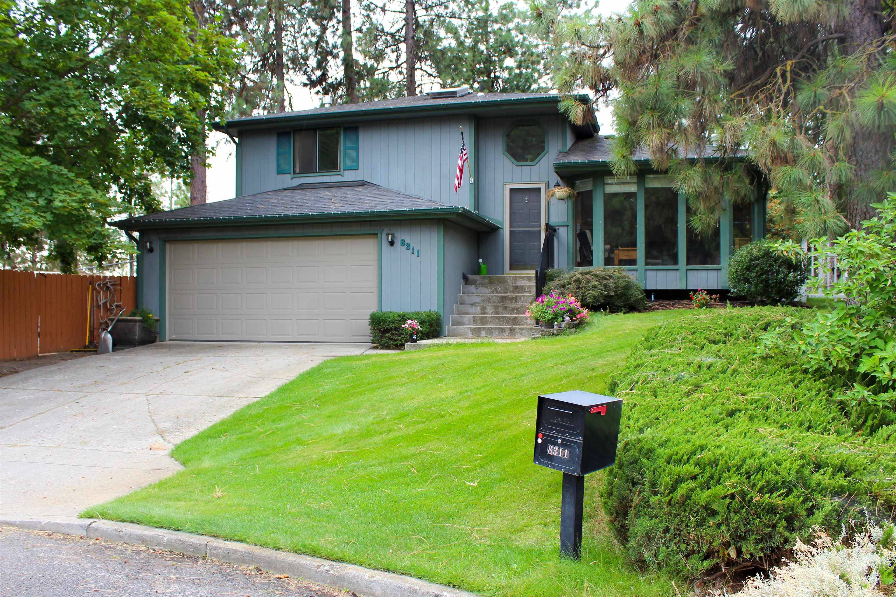 8311 N Greenwood Ct, Spokane, WA 99208
