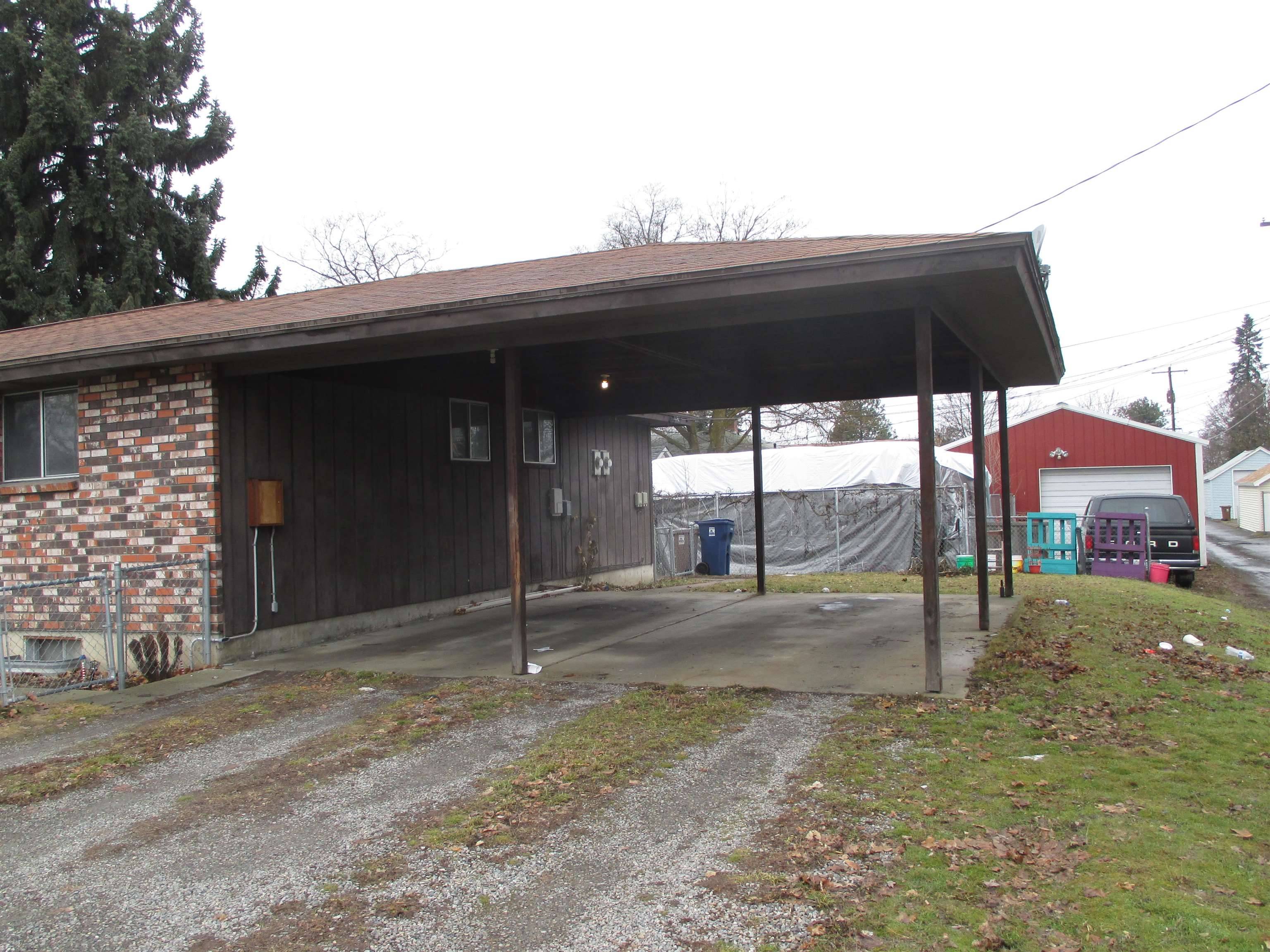 557 E Broad Ave, Spokane, WA 99203-1532