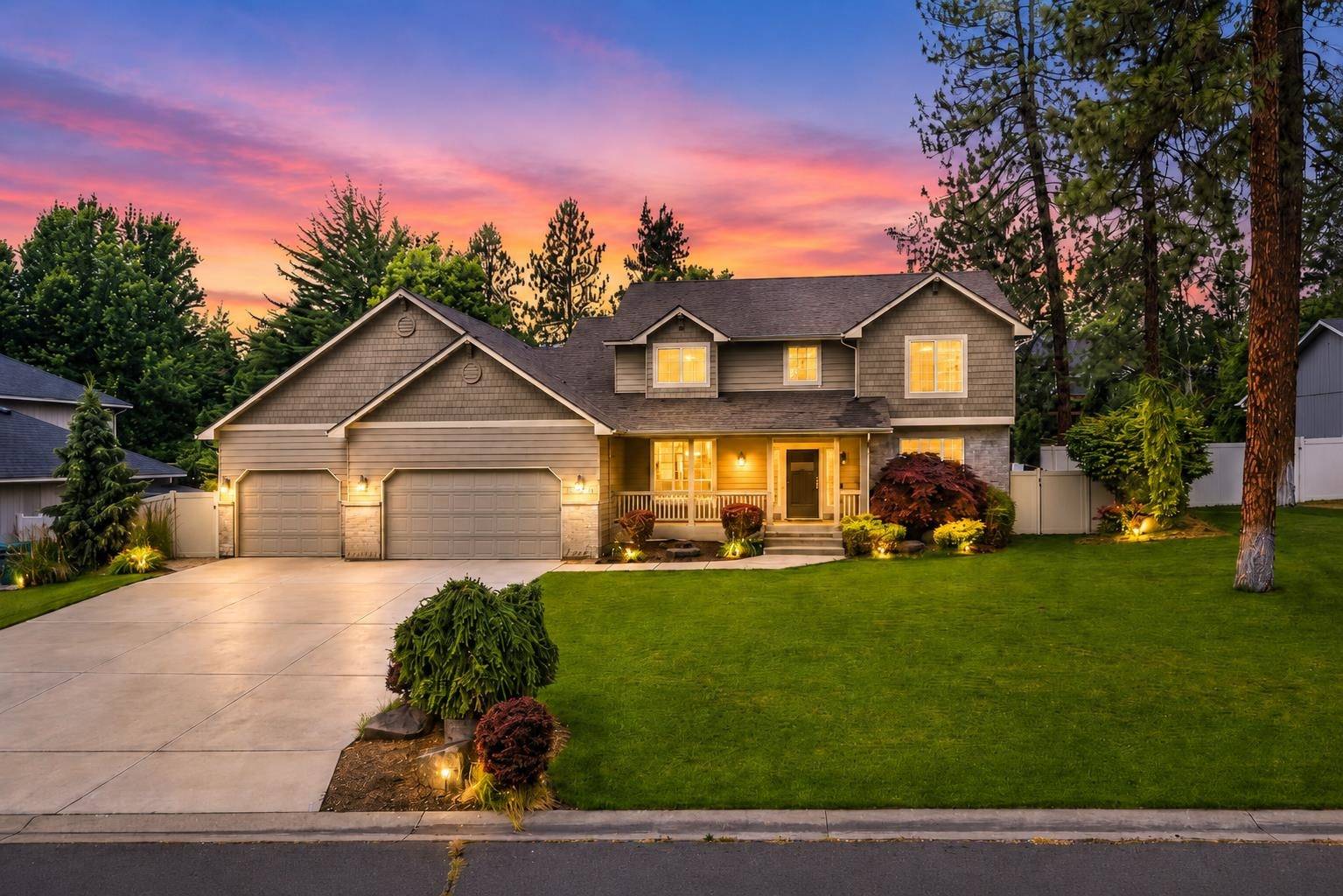 15923 N Woodcrest Ct, Spokane, WA 99208