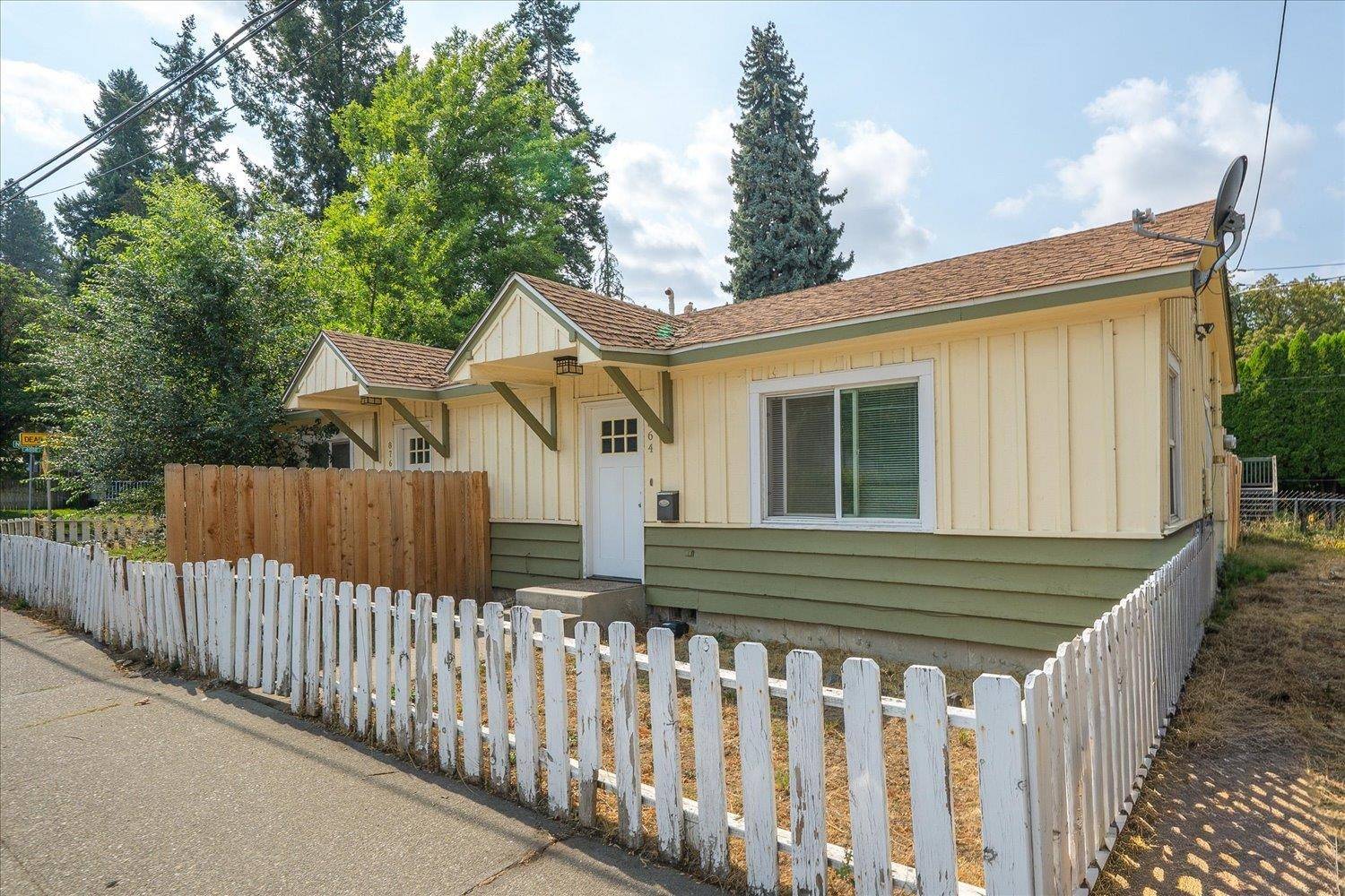 864 S Sherman St #876 S Sherman St, Spokane, WA 99202