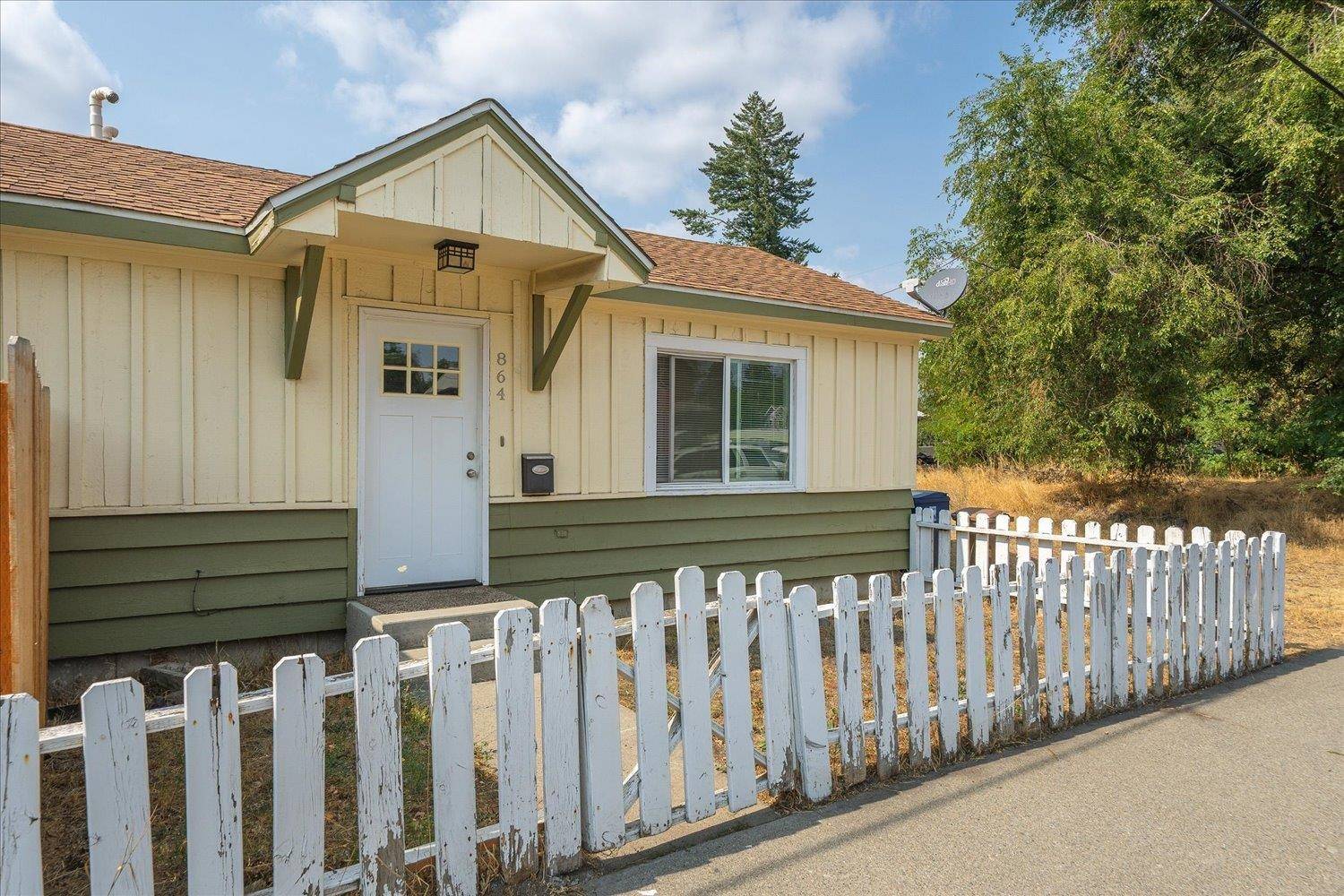 864 S Sherman St #876 S Sherman St, Spokane, WA 99202