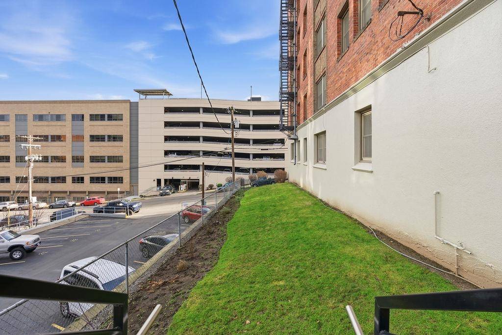 704 W 6th Ave ##301, Spokane, WA 99204