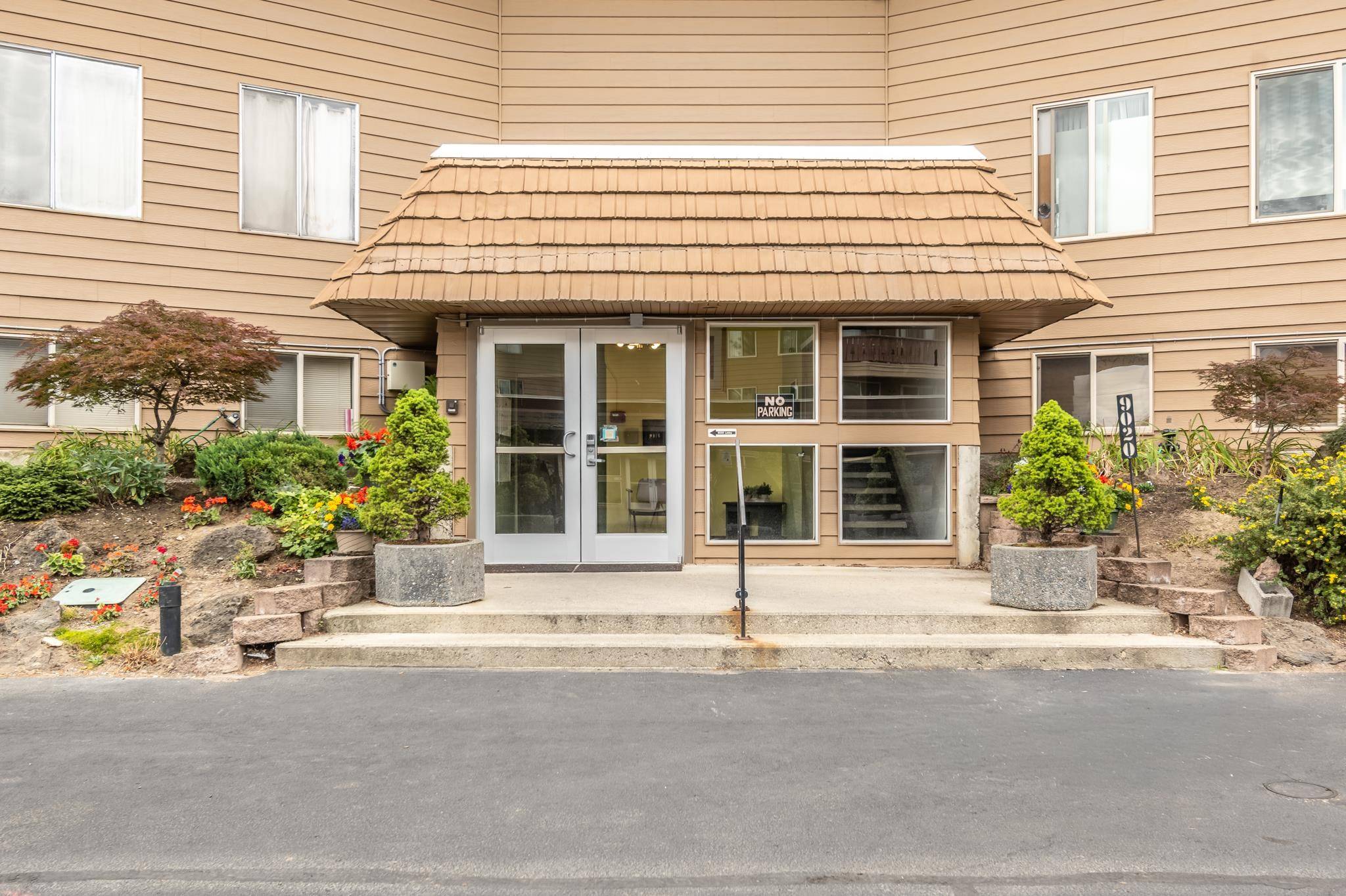 9020 N Country Homes Blvd #23, Spokane, WA 99218