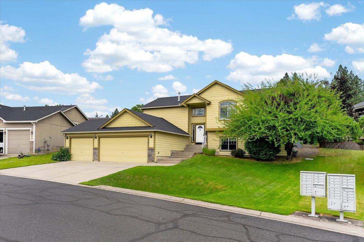 12018 N Korey Ln, Spokane, WA 99218