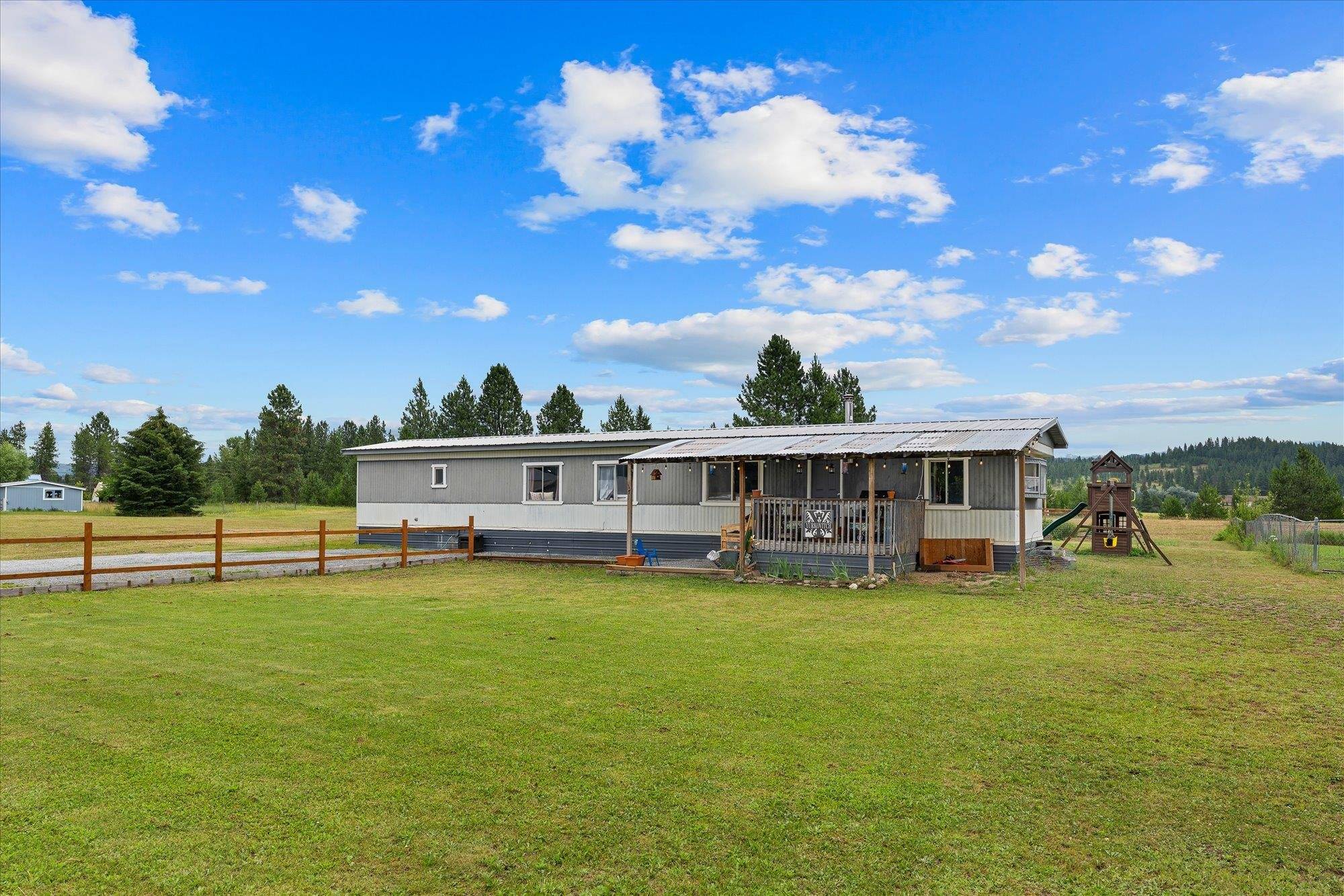 171 Open Skies Rd, Newport, WA 99156