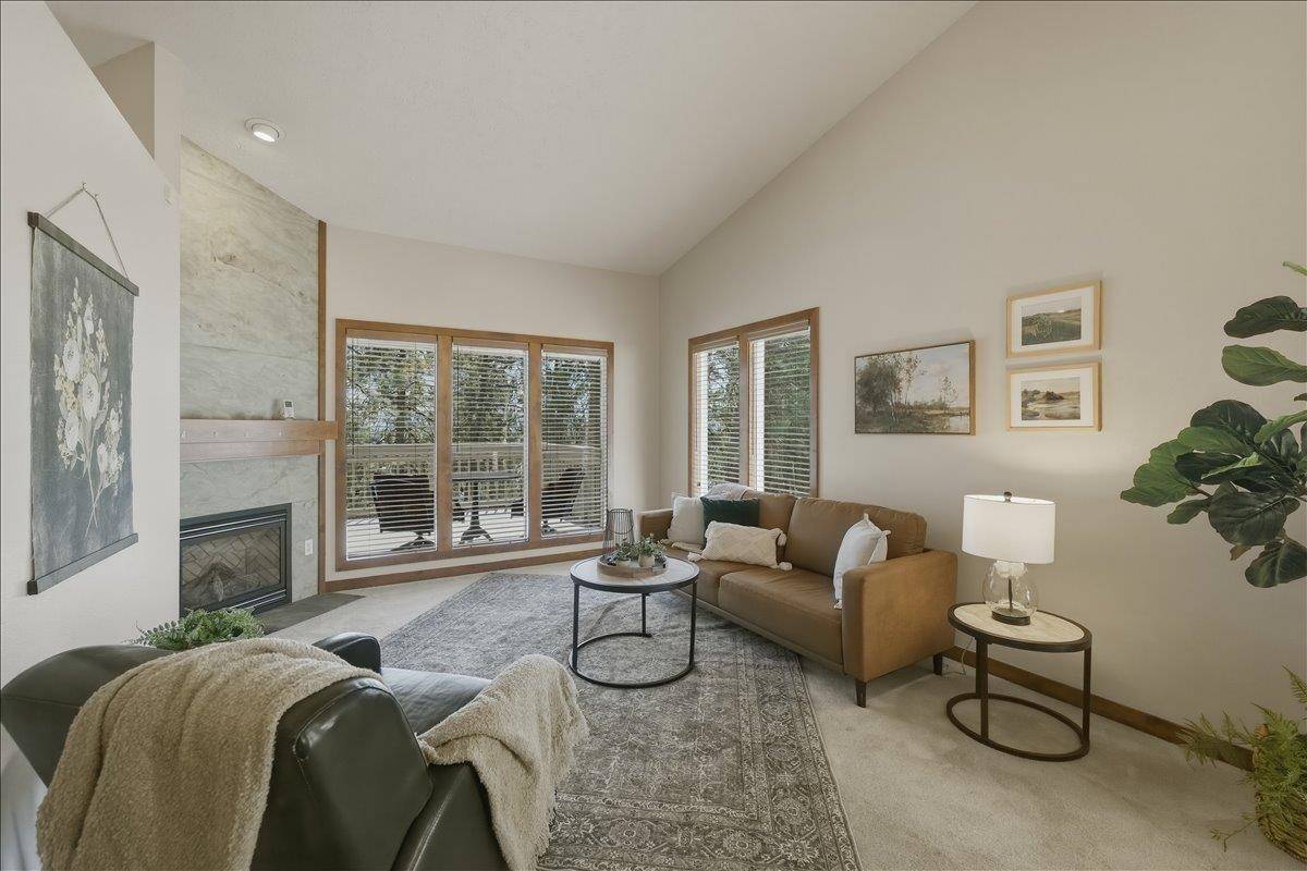 5202 N Riblet View Ln, Spokane, WA 99212