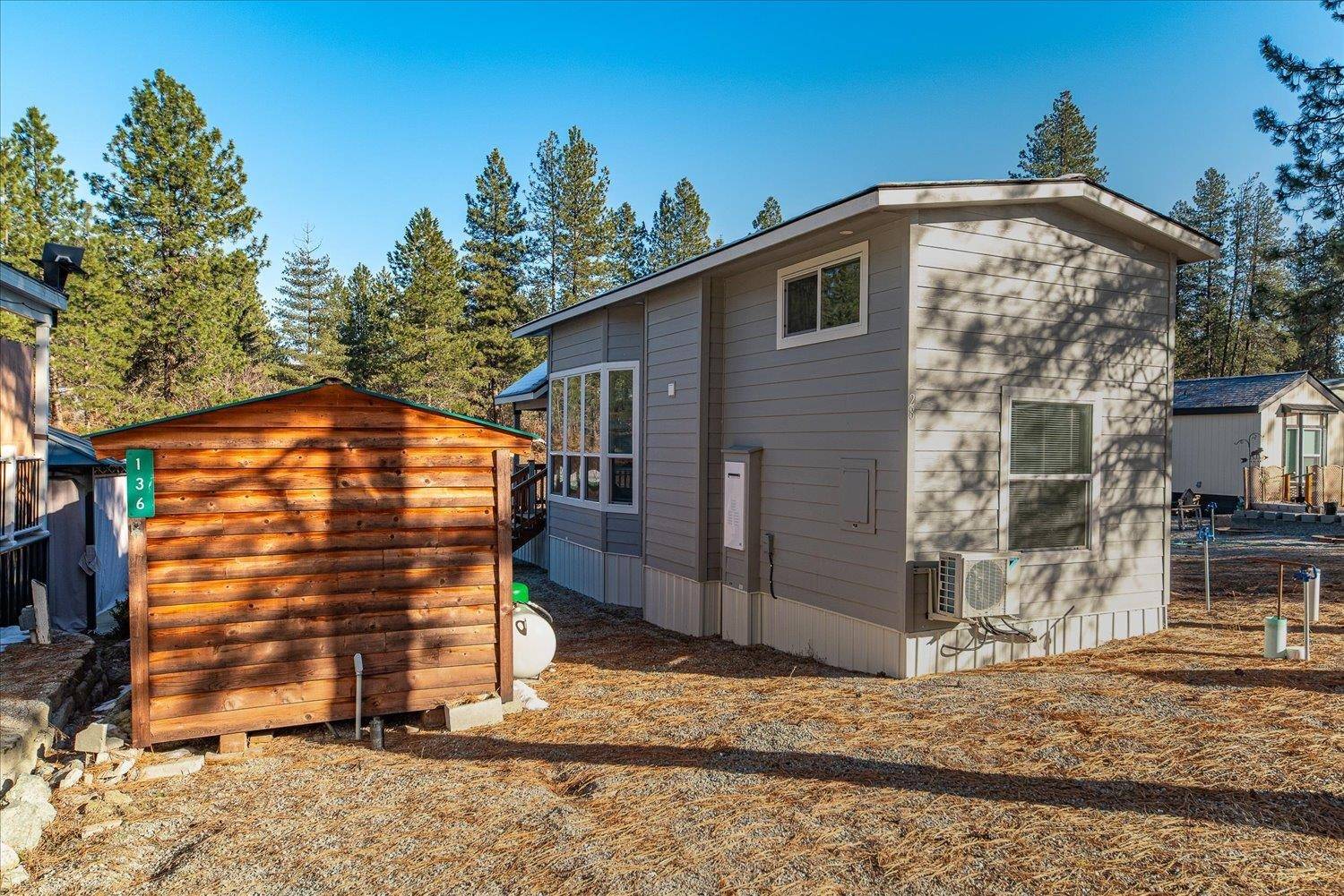 136 N Tall Pine LOOP, Usk, WA 99180