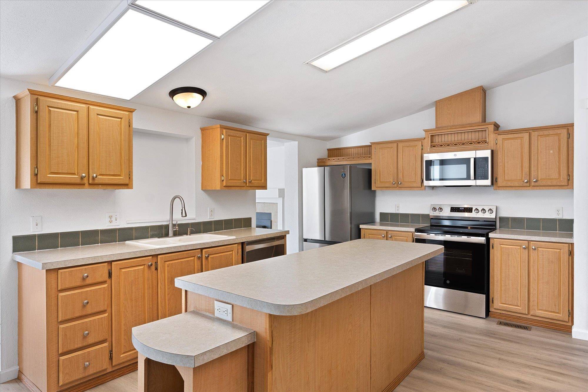 18222 W SR 902 Hwy, Medical Lake, WA 99022