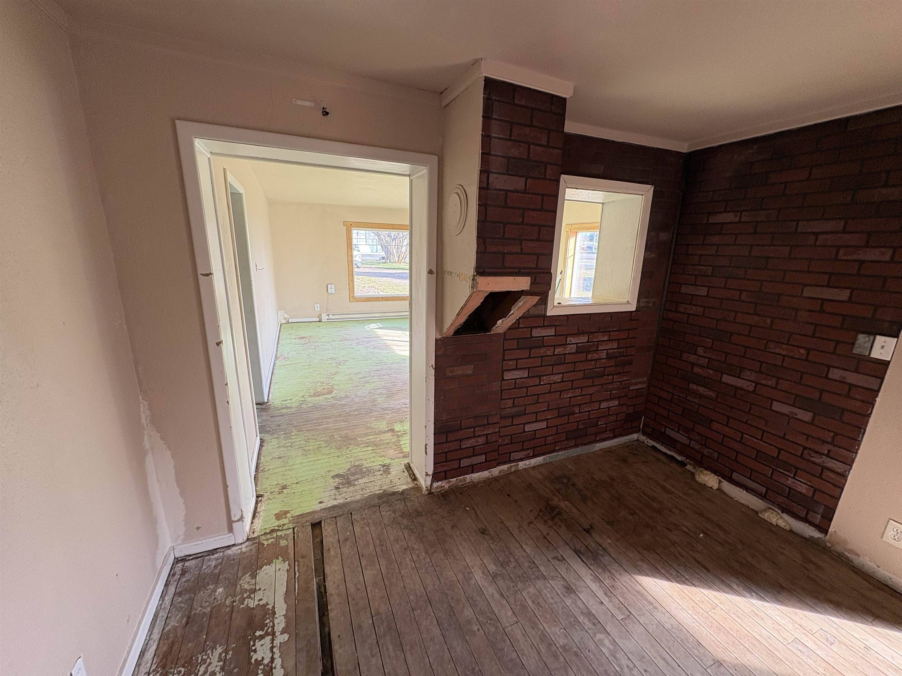 107 N Fir St, Deer Park, WA 99006