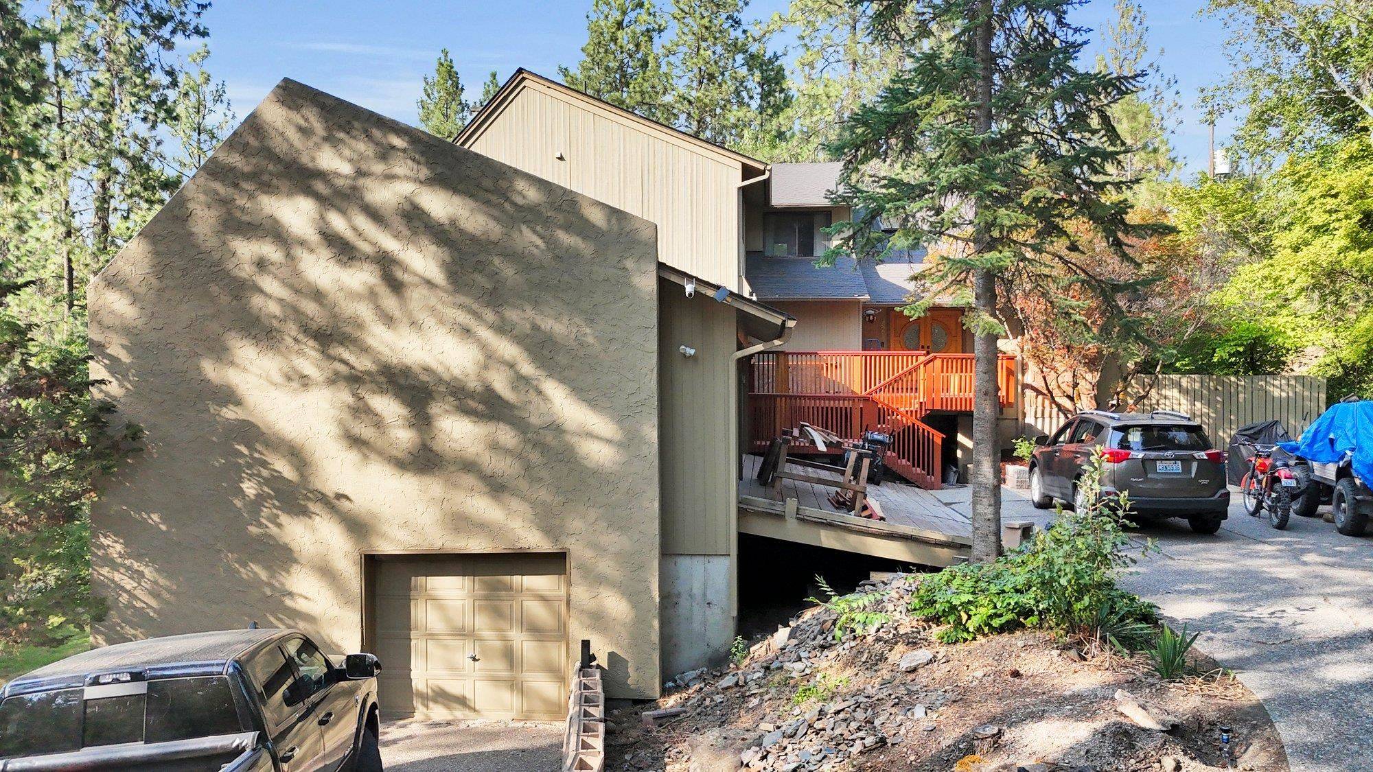 821 S Azalea Dr, Spokane, WA 99224