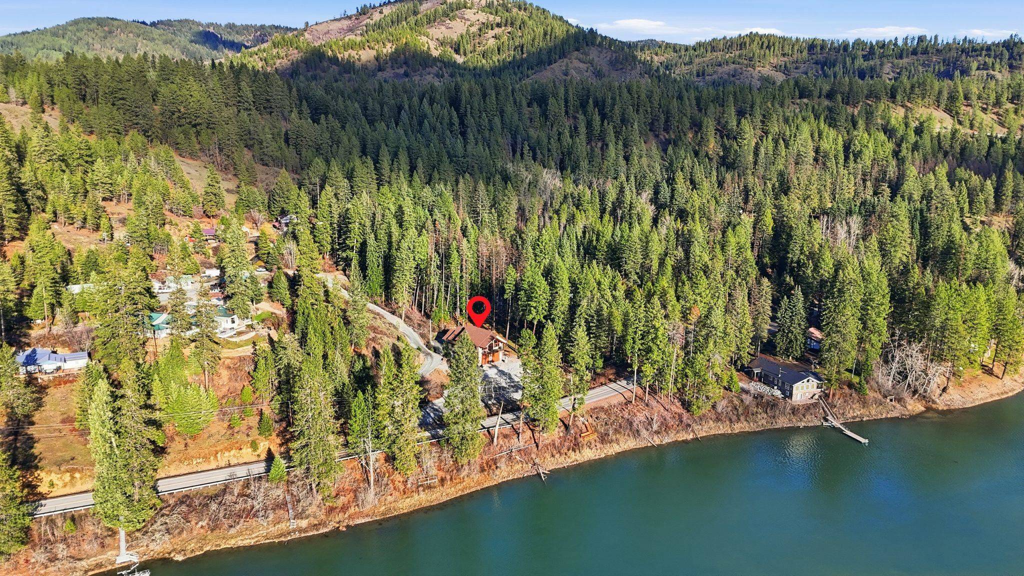 2448 LeClerc S Rd, Newport, WA 99156