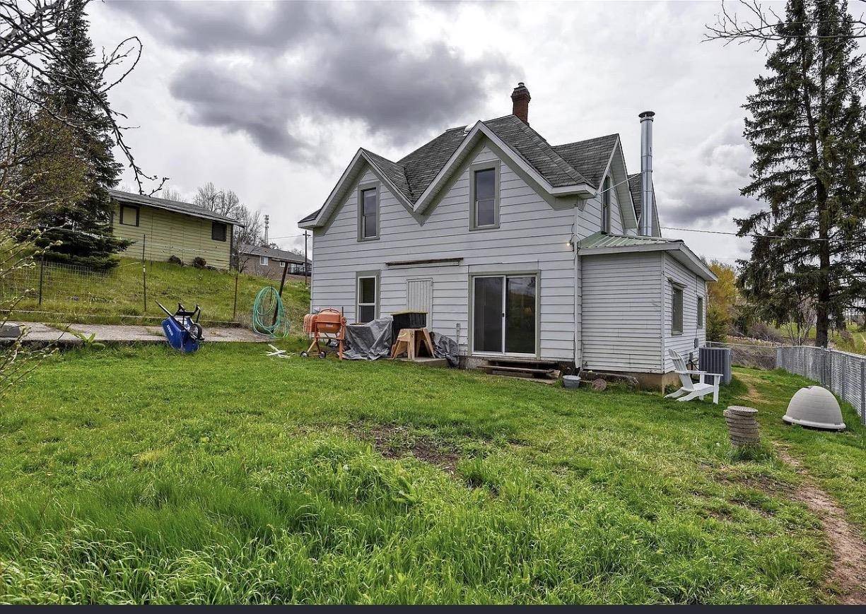 117 E First St, Rosalia, WA 99170