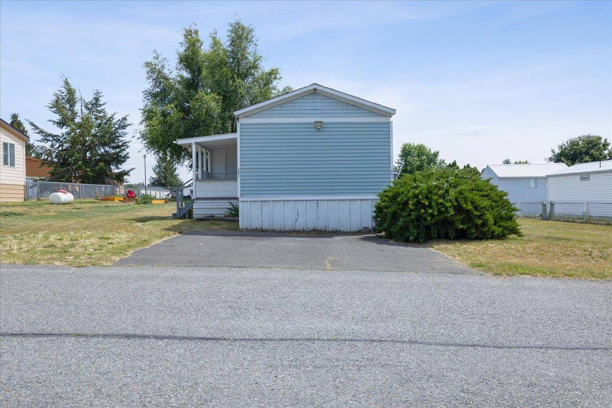 2201 N Craig ave Rd, Airway Heights, WA 99224