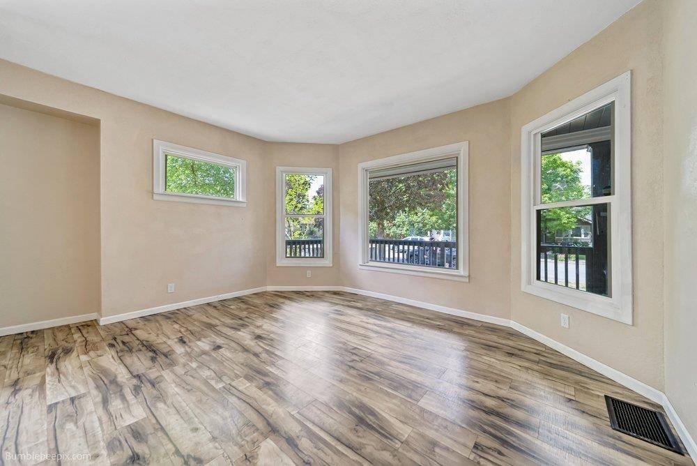 2023 W SHARP Ave, Spokane, WA 99201