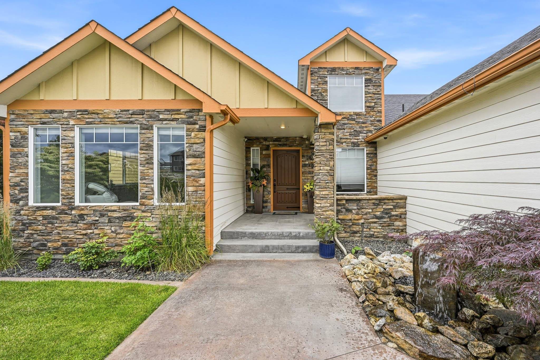 8604 E Black Oak Ln, Spokane, WA 99217