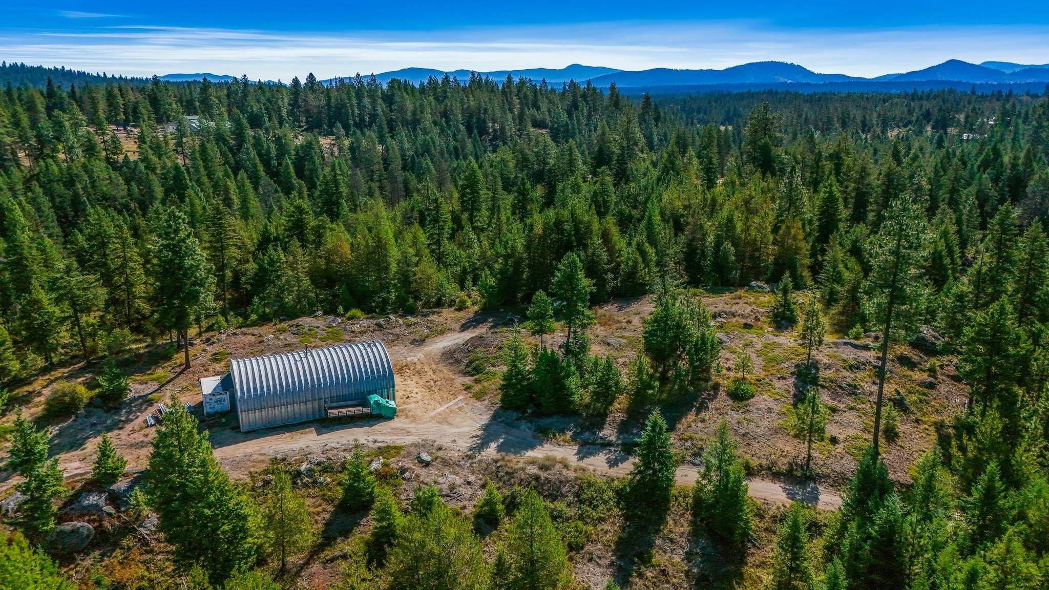 1770 Highway 211 Hwy, Newport, WA 99156