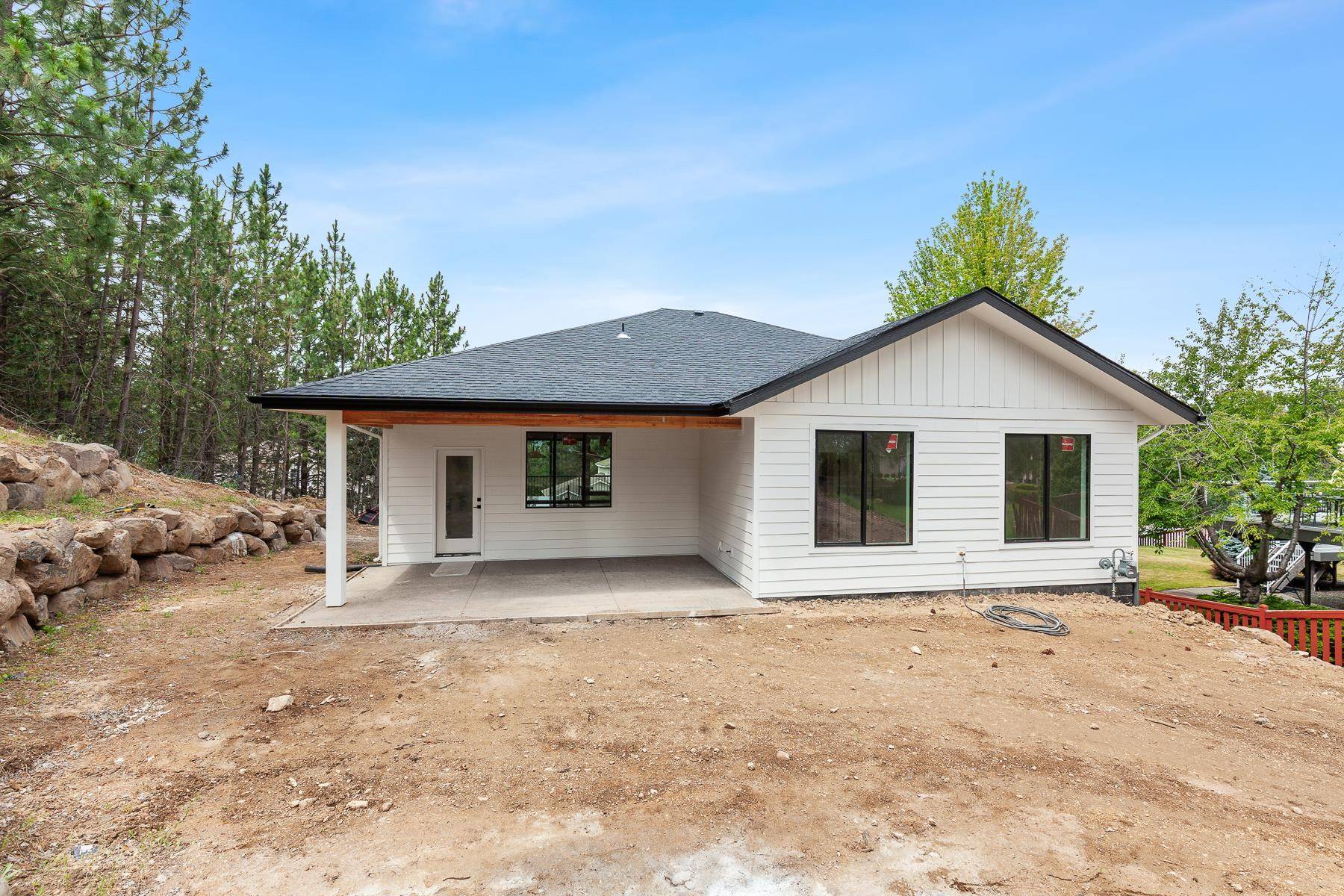 5211 S Fairfax Ln, Spokane Valley, WA 99037