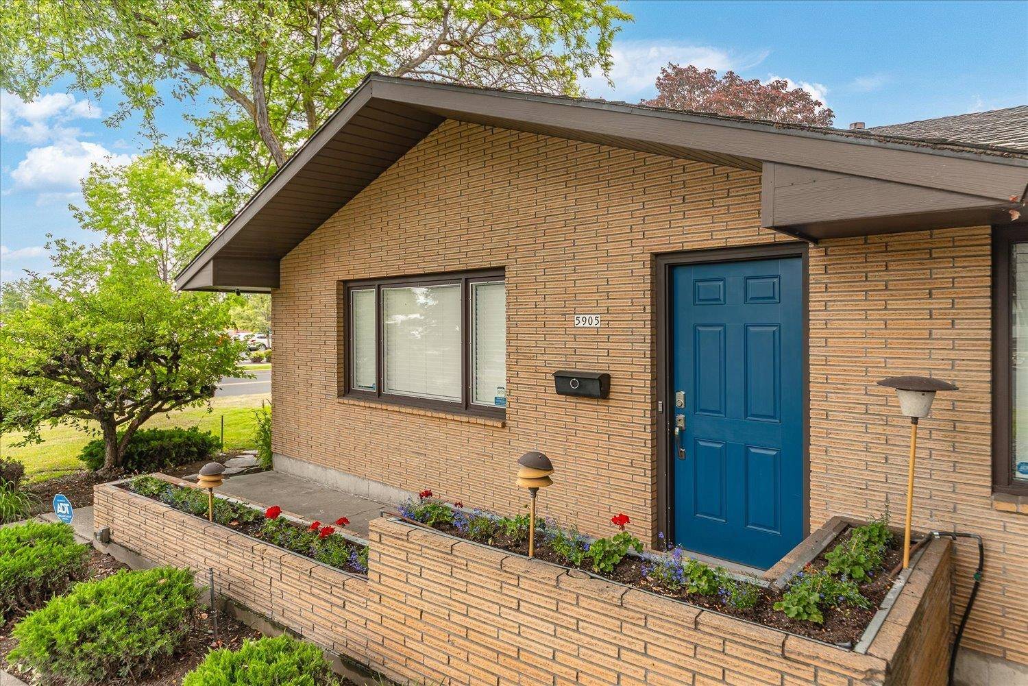 5905 N Astor St #325 E Central, Spokane, WA 99208