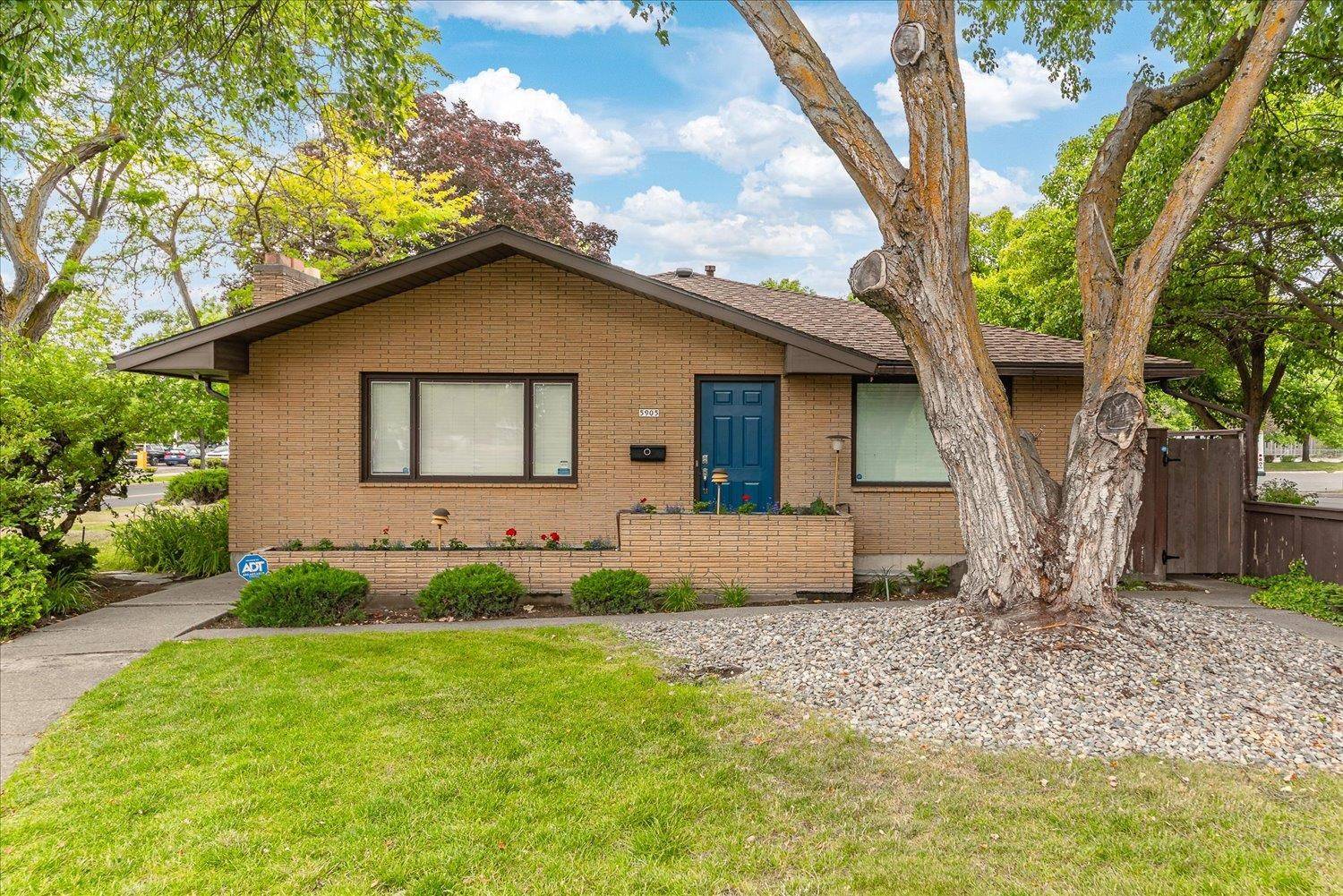5905 N Astor St #325 E Central, Spokane, WA 99208