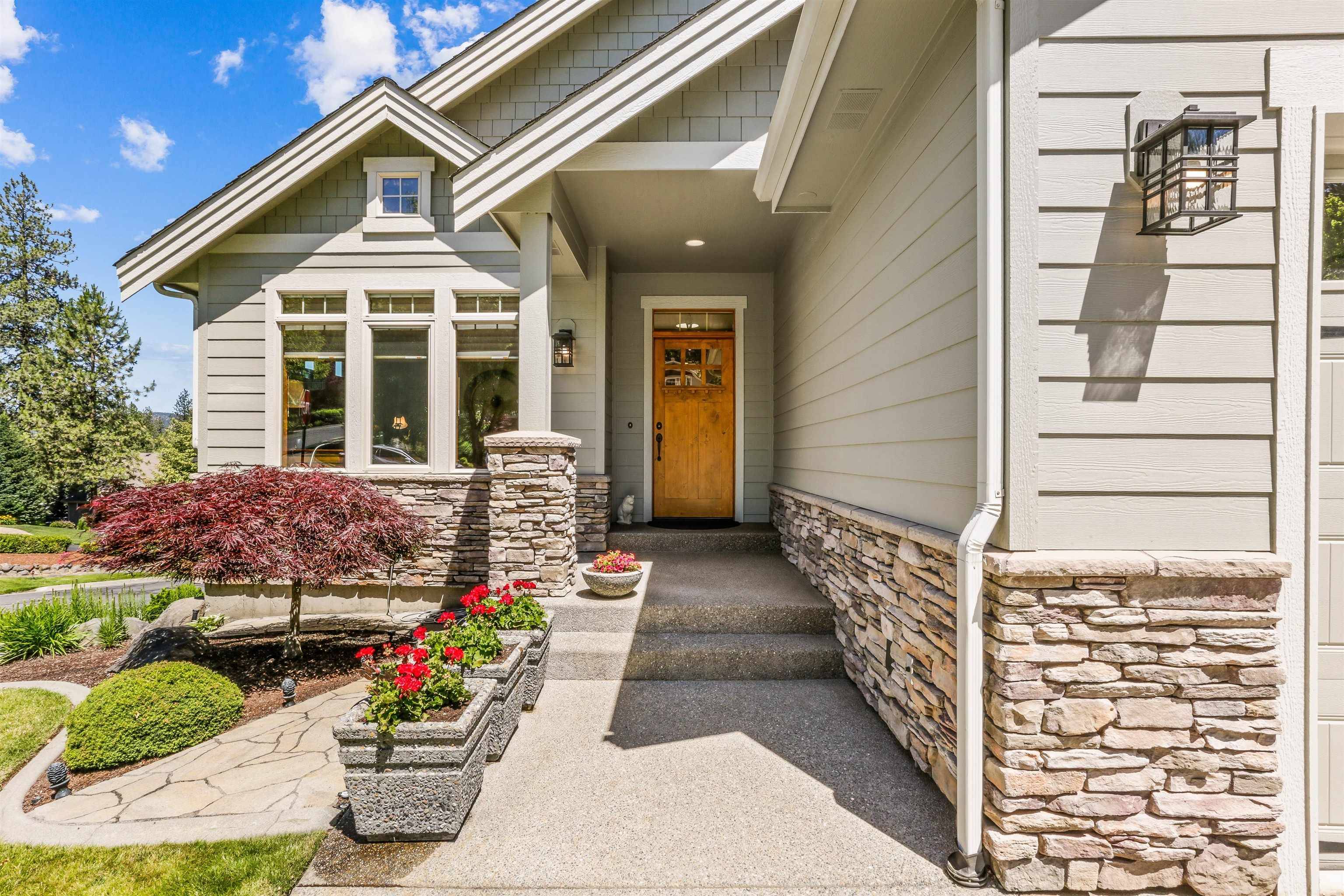 2016 W Forest Hill Ln, Spokane, WA 99218