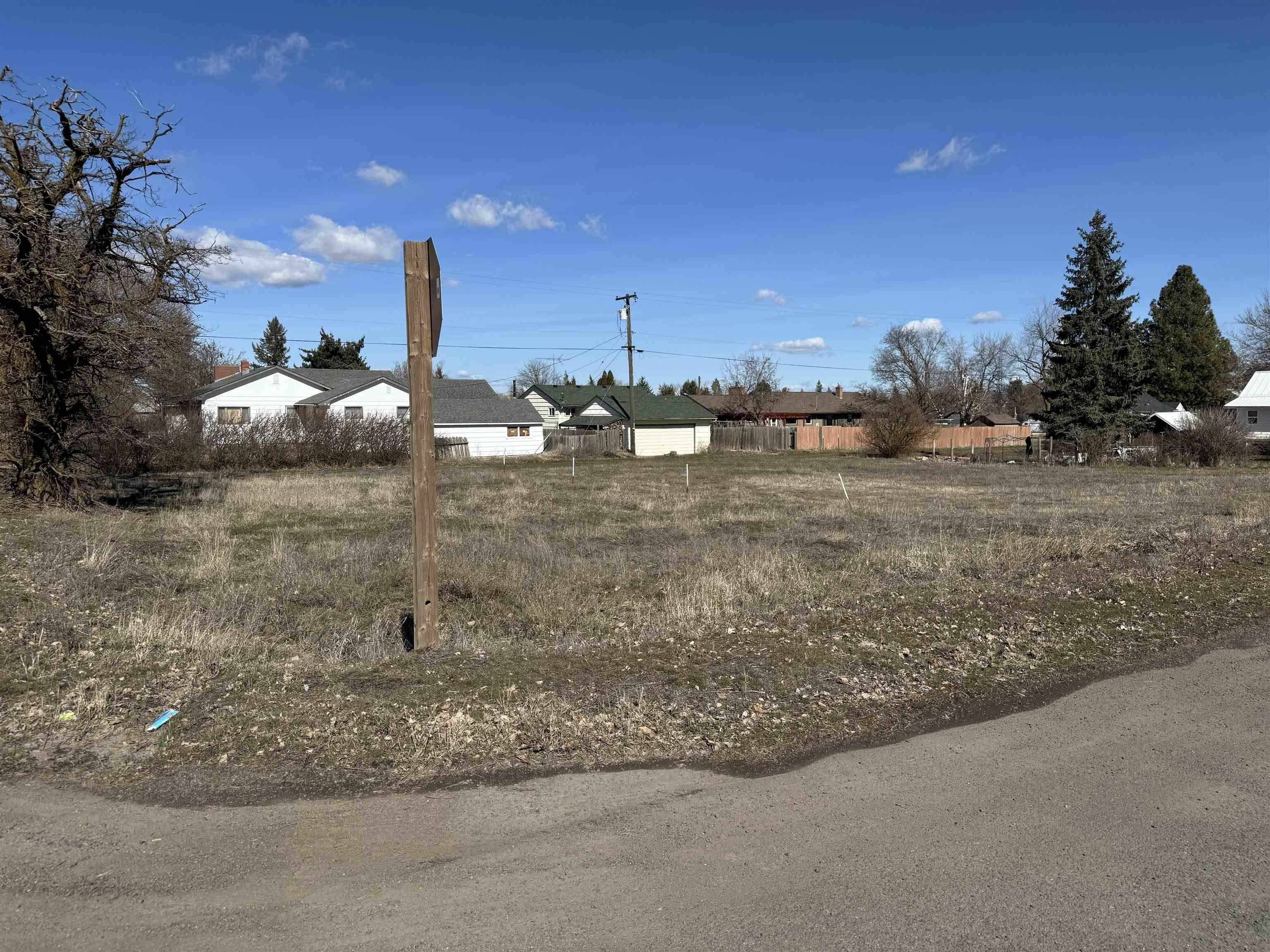 705 12th Street St, Davenport, WA 99122