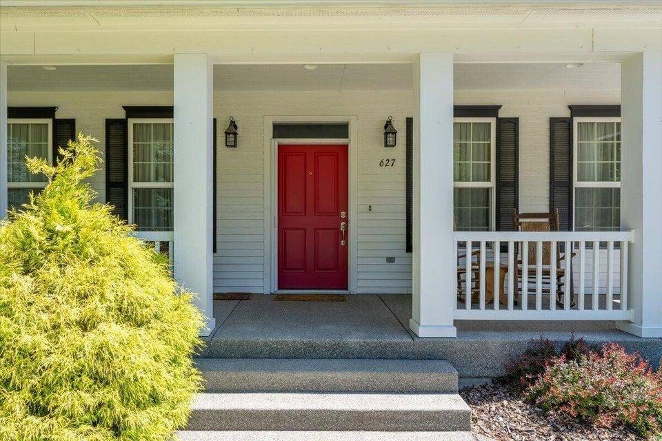 627 Palmer Ln, Chewelah, WA 99109