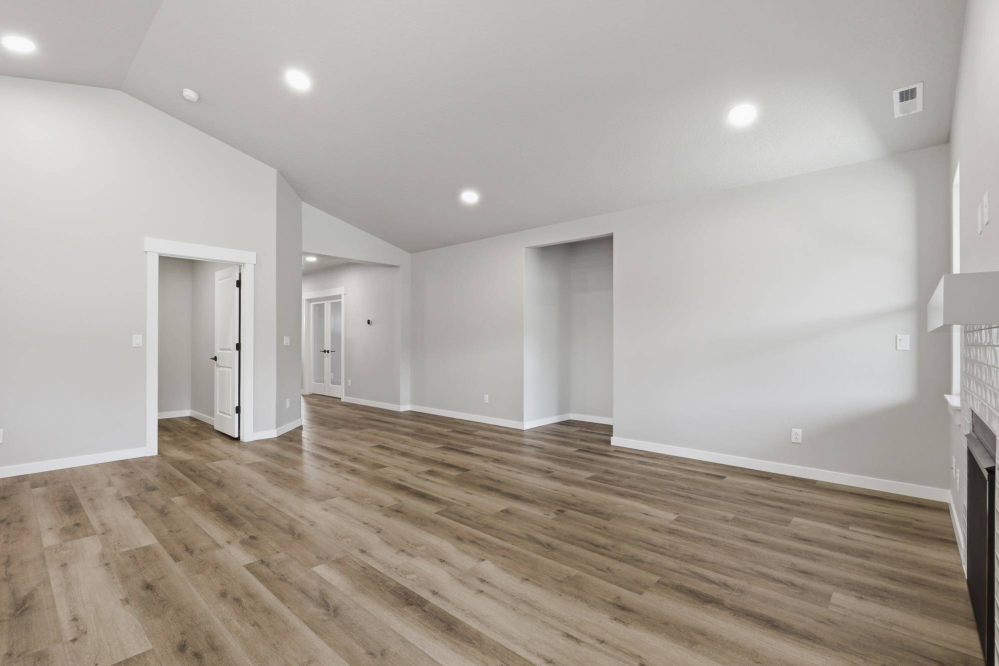 1517 W 68th Ave, Spokane, WA 99224