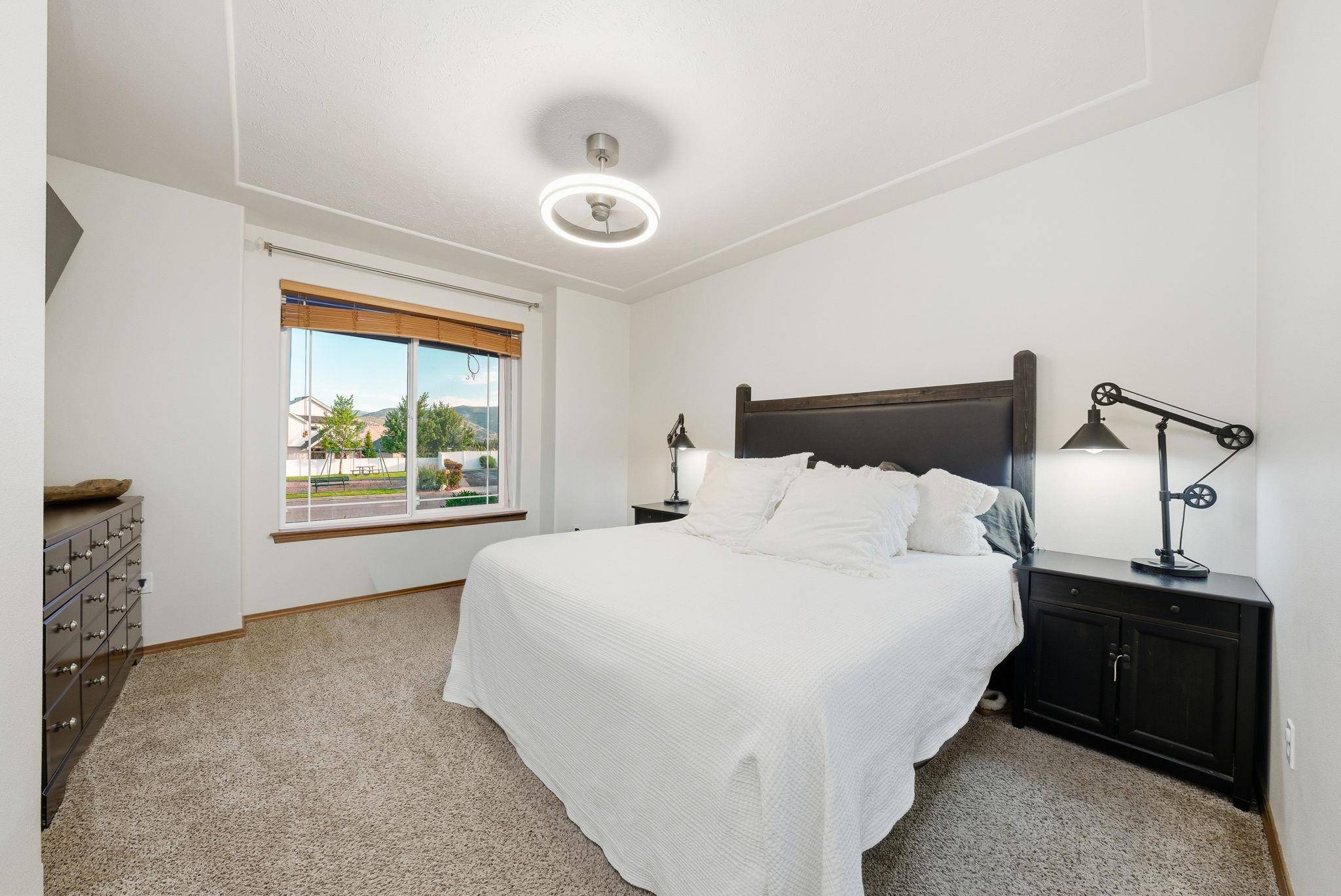 17817 E Galaxy Ct, Greenacres, WA 99016