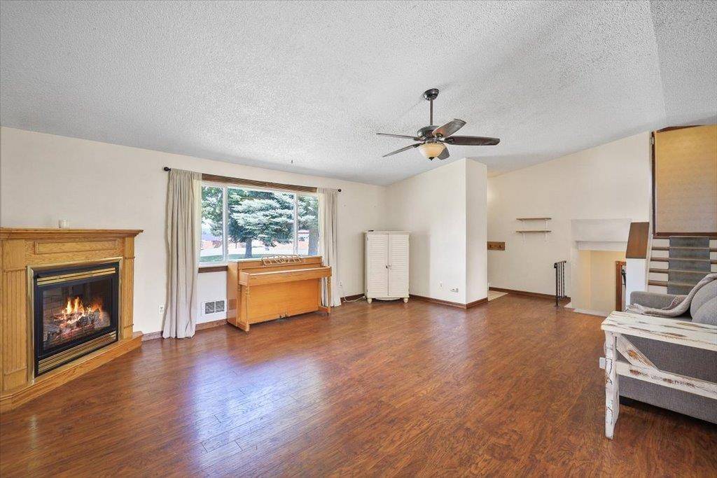 509 S Cavalier Ct, Greenacres, WA 99016