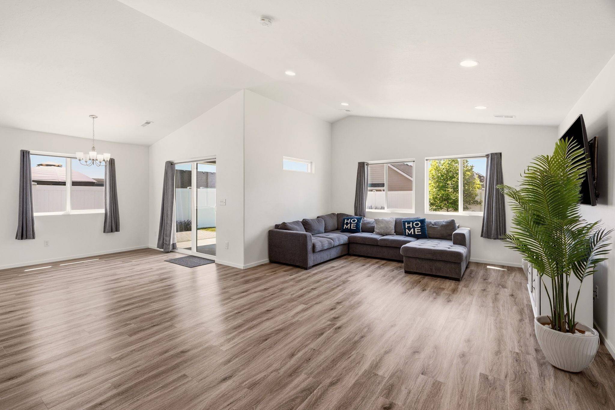 120 S Beeman St, Airway Heights, WA 99001