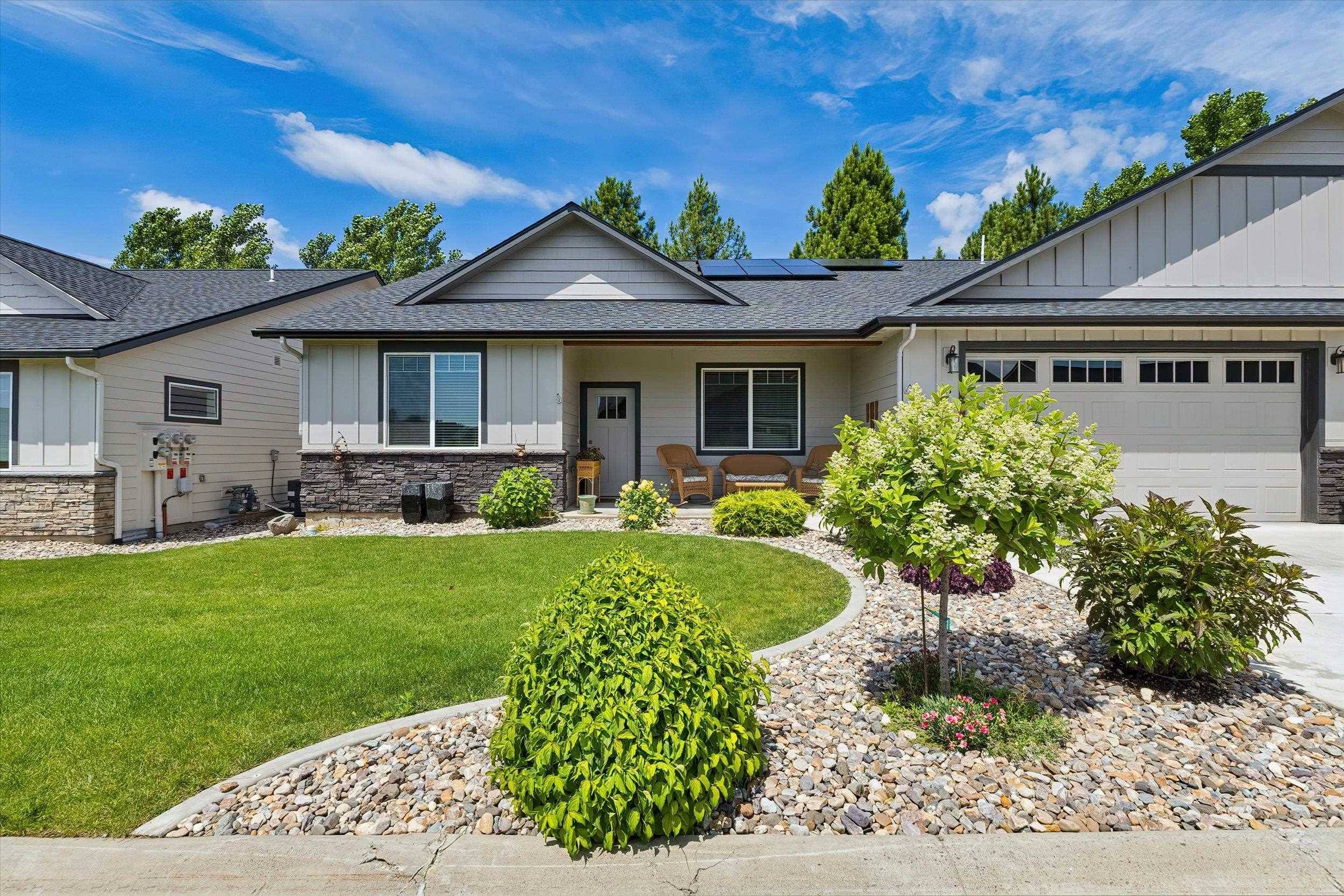 1109 N Country Club Dr #11, Deer Park, WA 99006