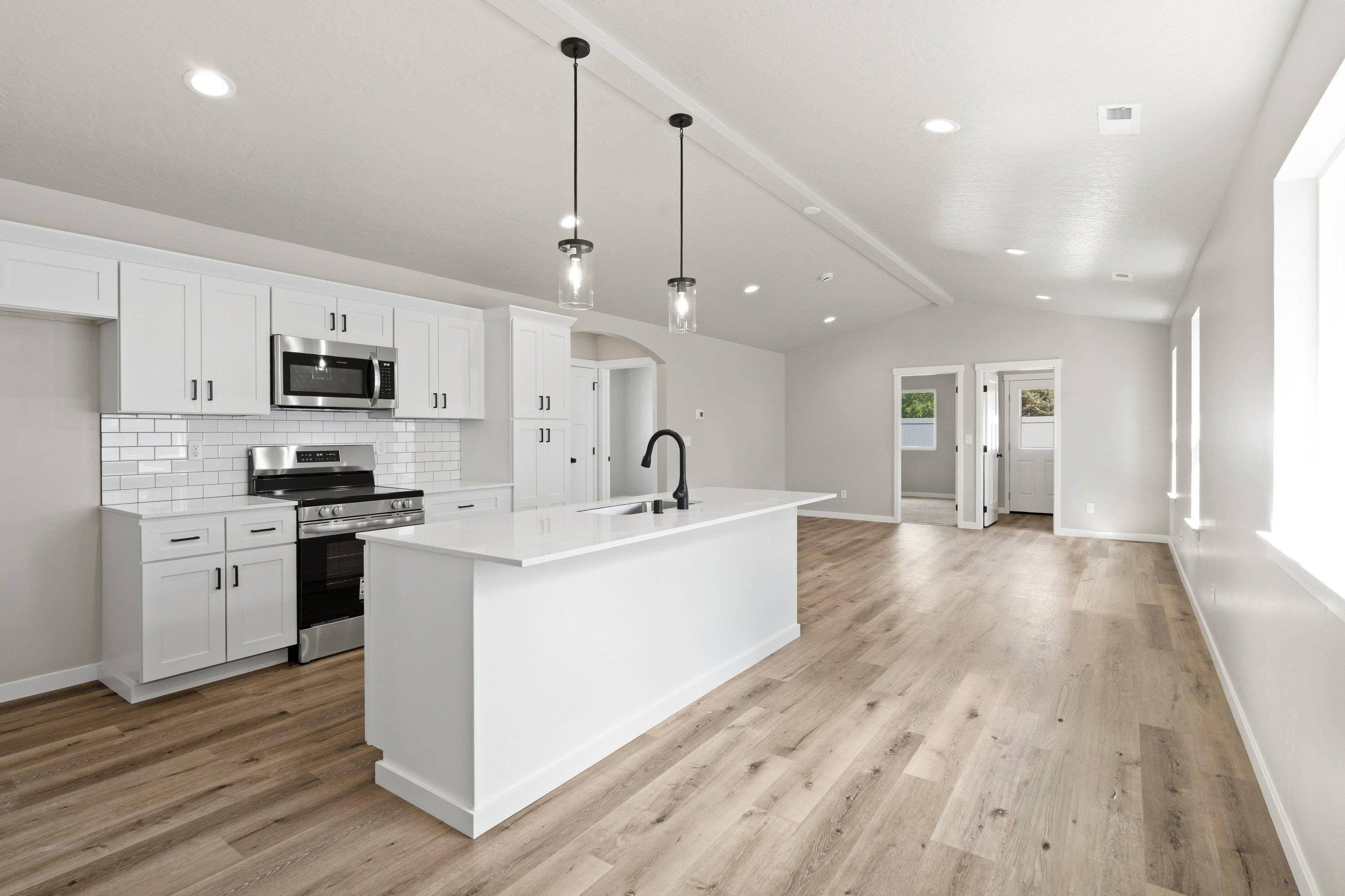 1009 S Century Rd, Spokane Valley, WA 99037