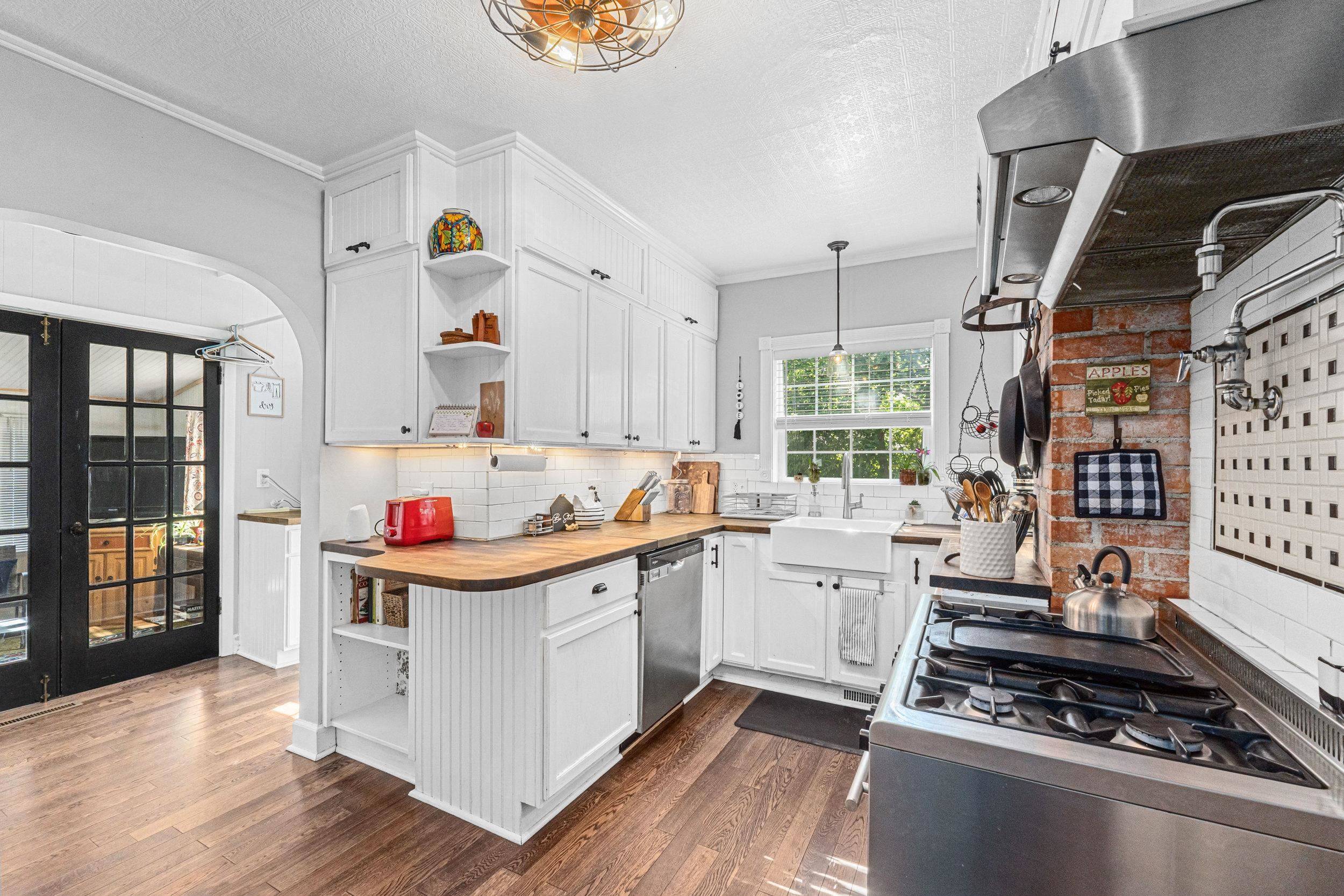 107 N Stevens St, Chewelah, WA 99109