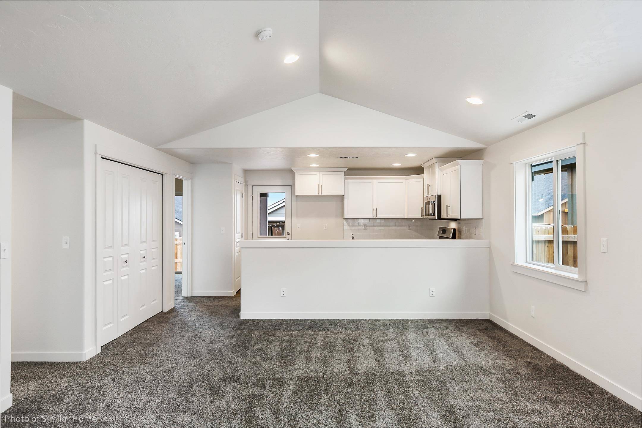 514 N Viewmont Ct #Arlington, Greenacres, WA 99016