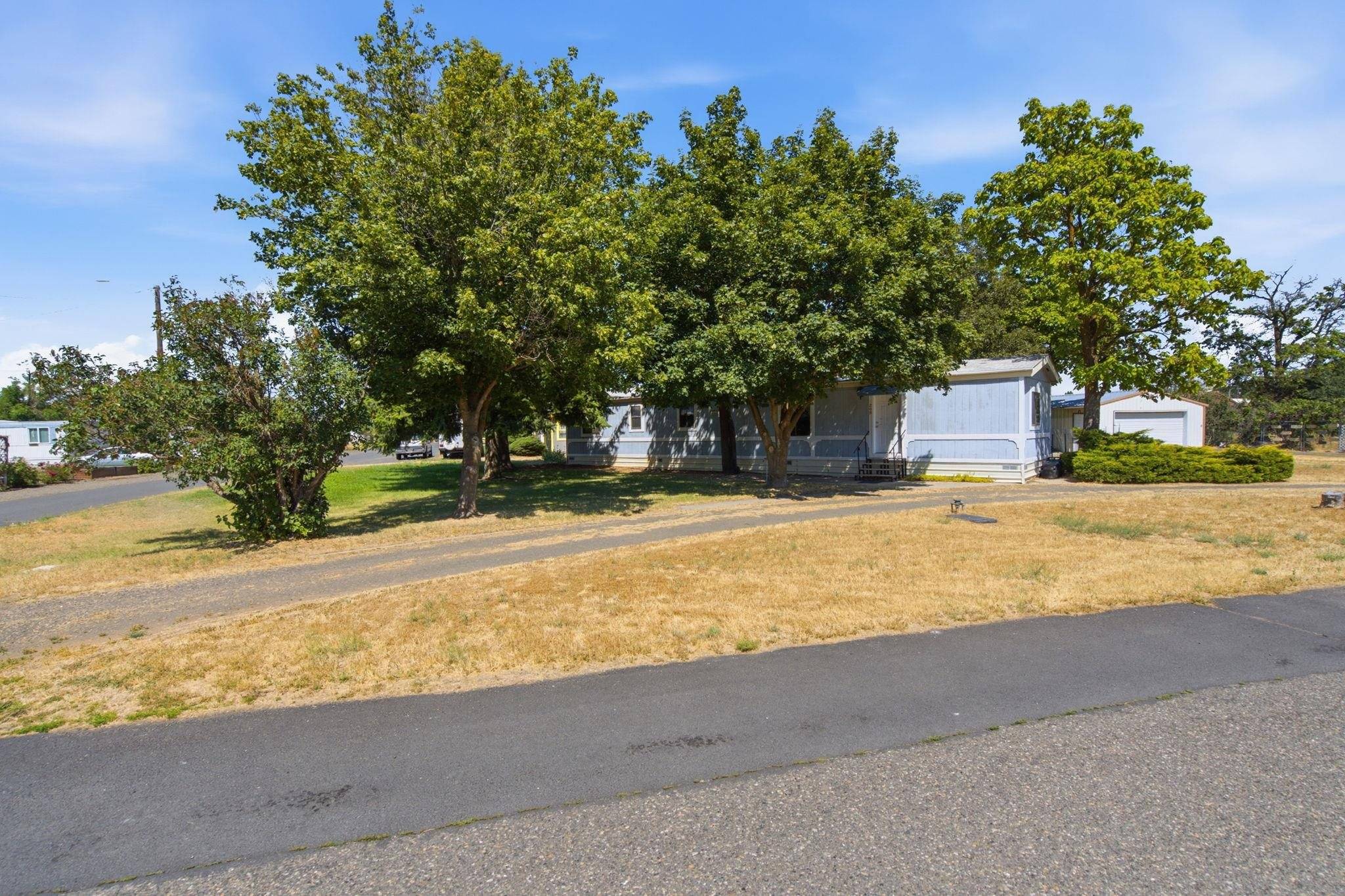 209 S Clark Ave, Lacrosse, WA 99143