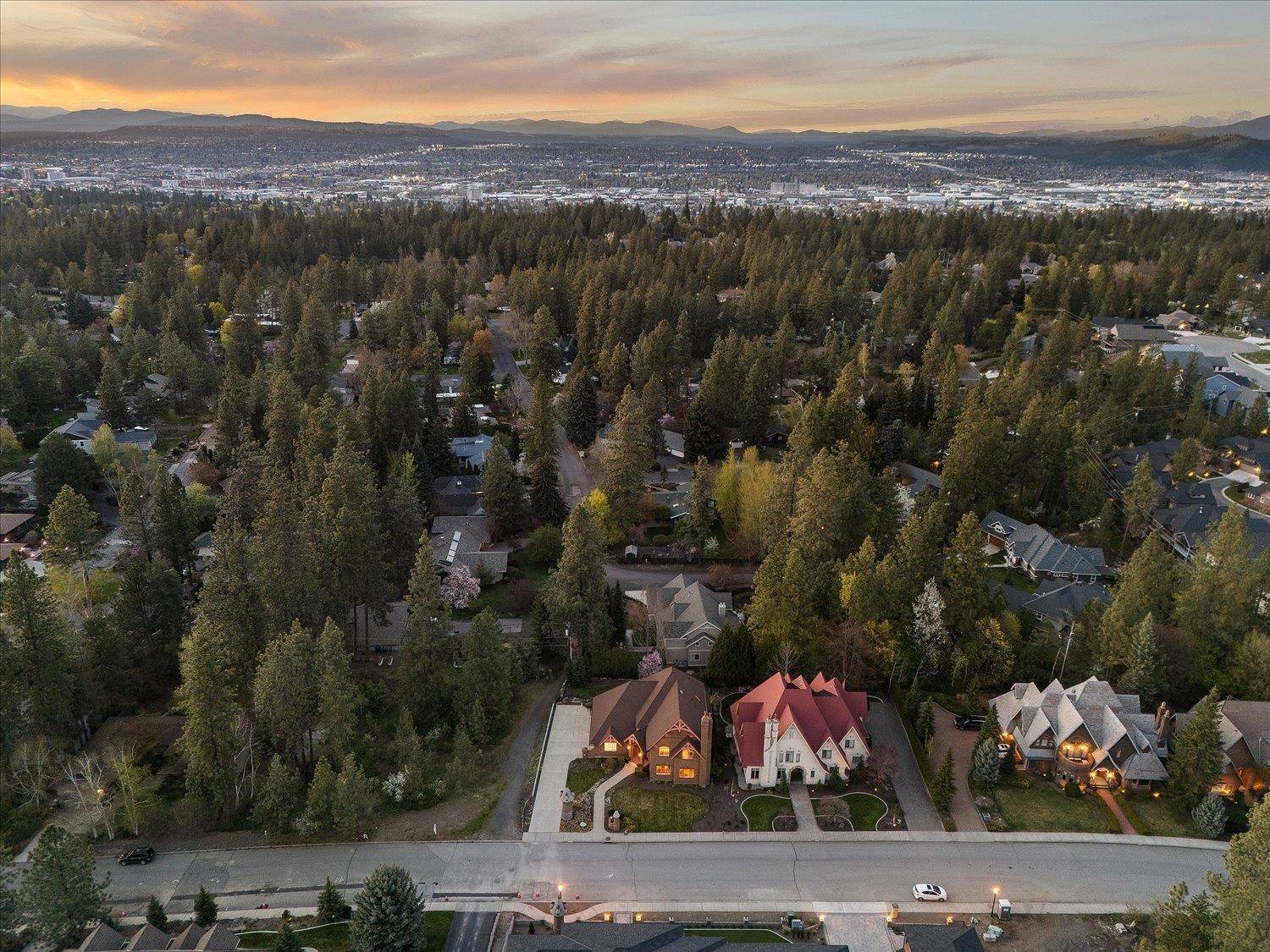 1909 E Pinecrest Rd, Spokane, WA 99203