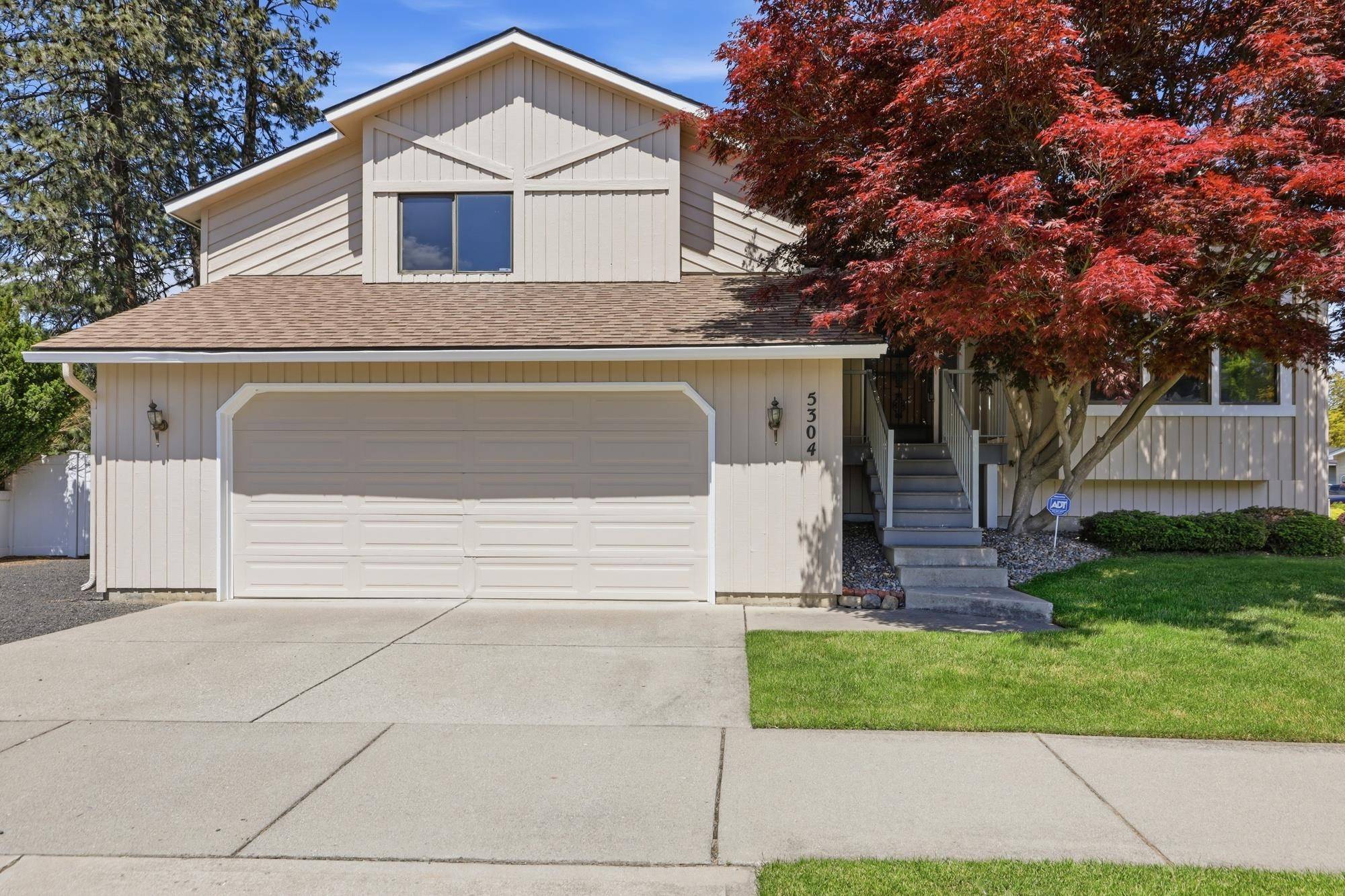 5304 W RUSSETT Dr, Spokane, WA 99208