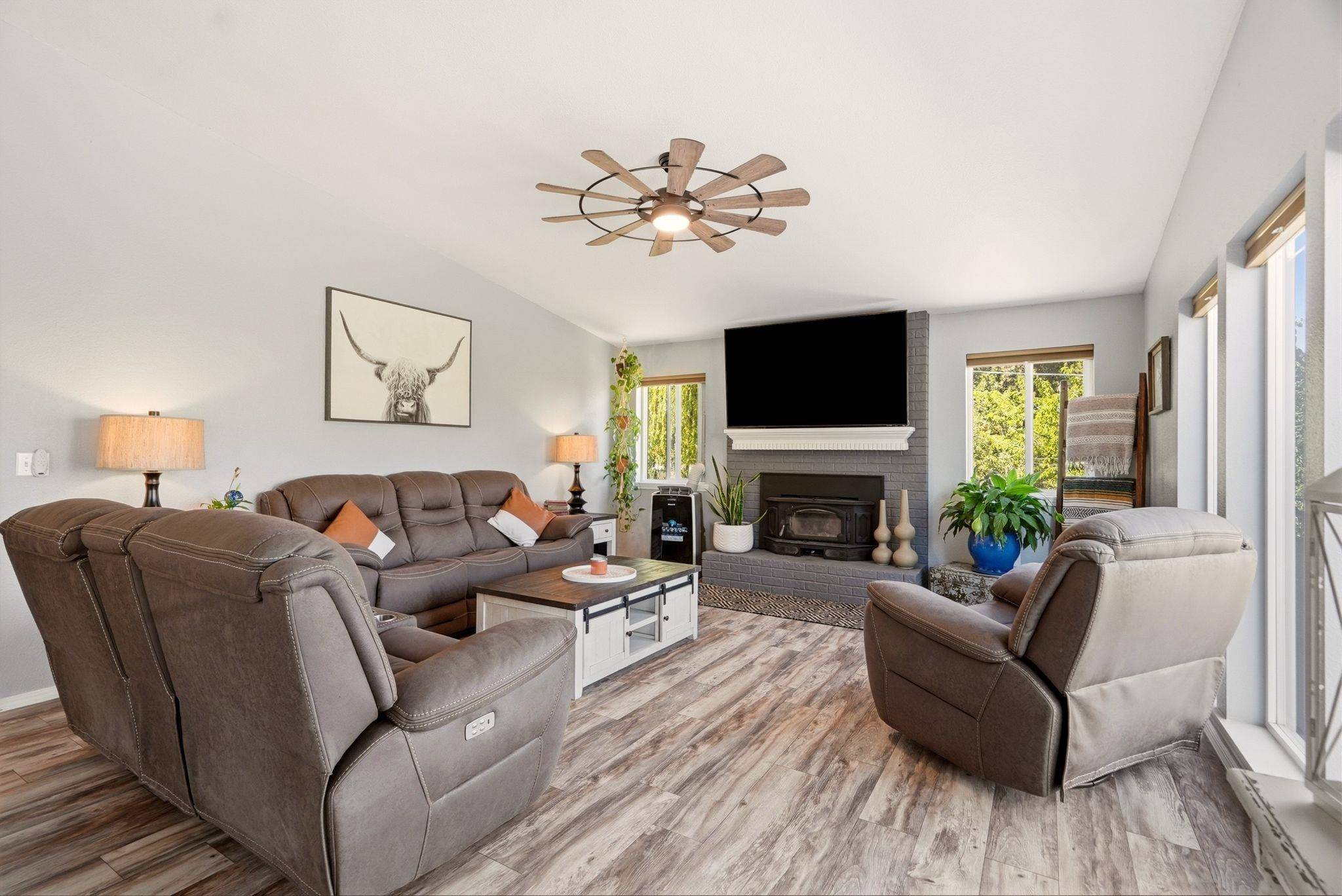 39301 Sterling Valley Rd #39301 Sterling Valley Rd N, Lincoln, WA 99147
