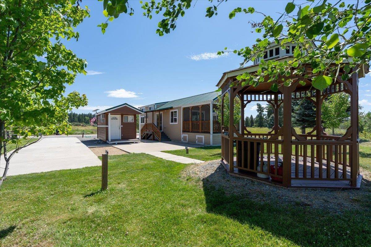 455 Guinevere Dr, Usk, WA 99180