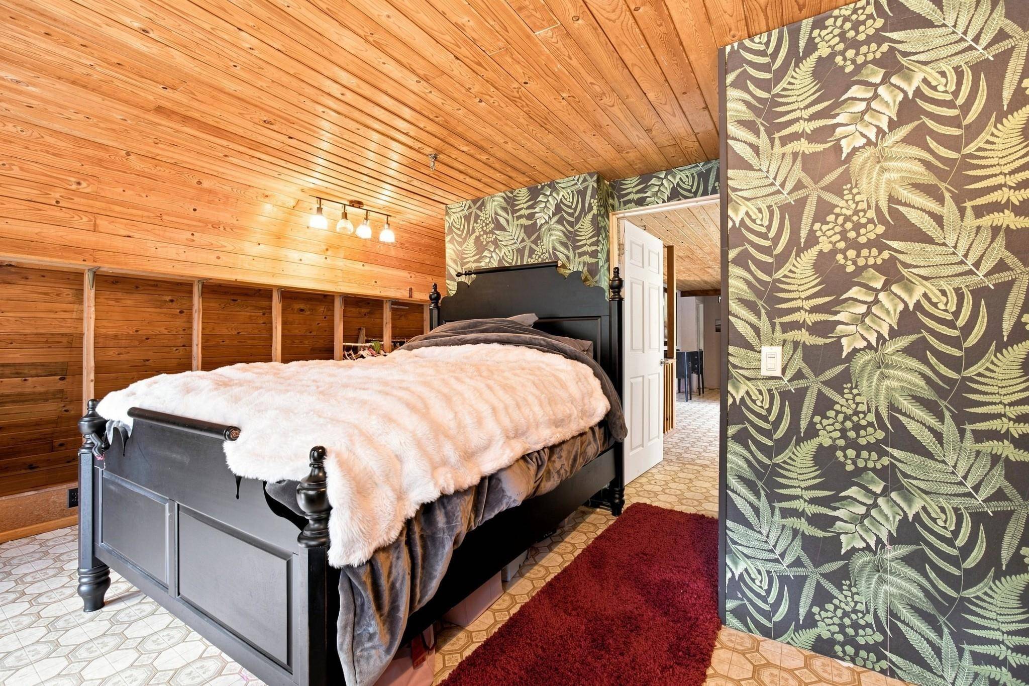 4776 N Northport-Waneta Rd, Colville, WA 99114