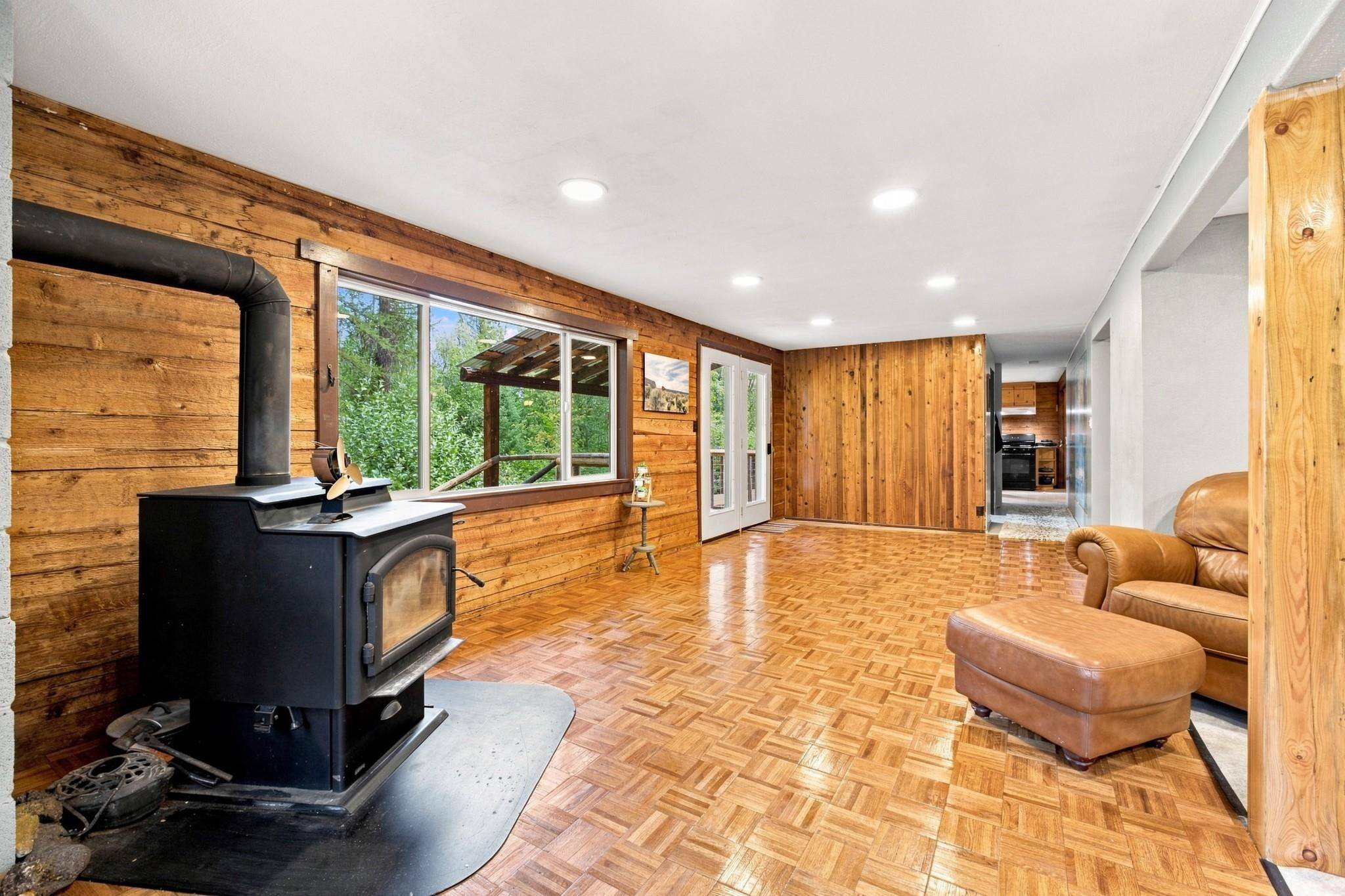 4776 N Northport-Waneta Rd, Colville, WA 99114