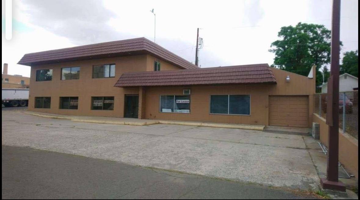 706 1st St, Cheney, WA 99004
