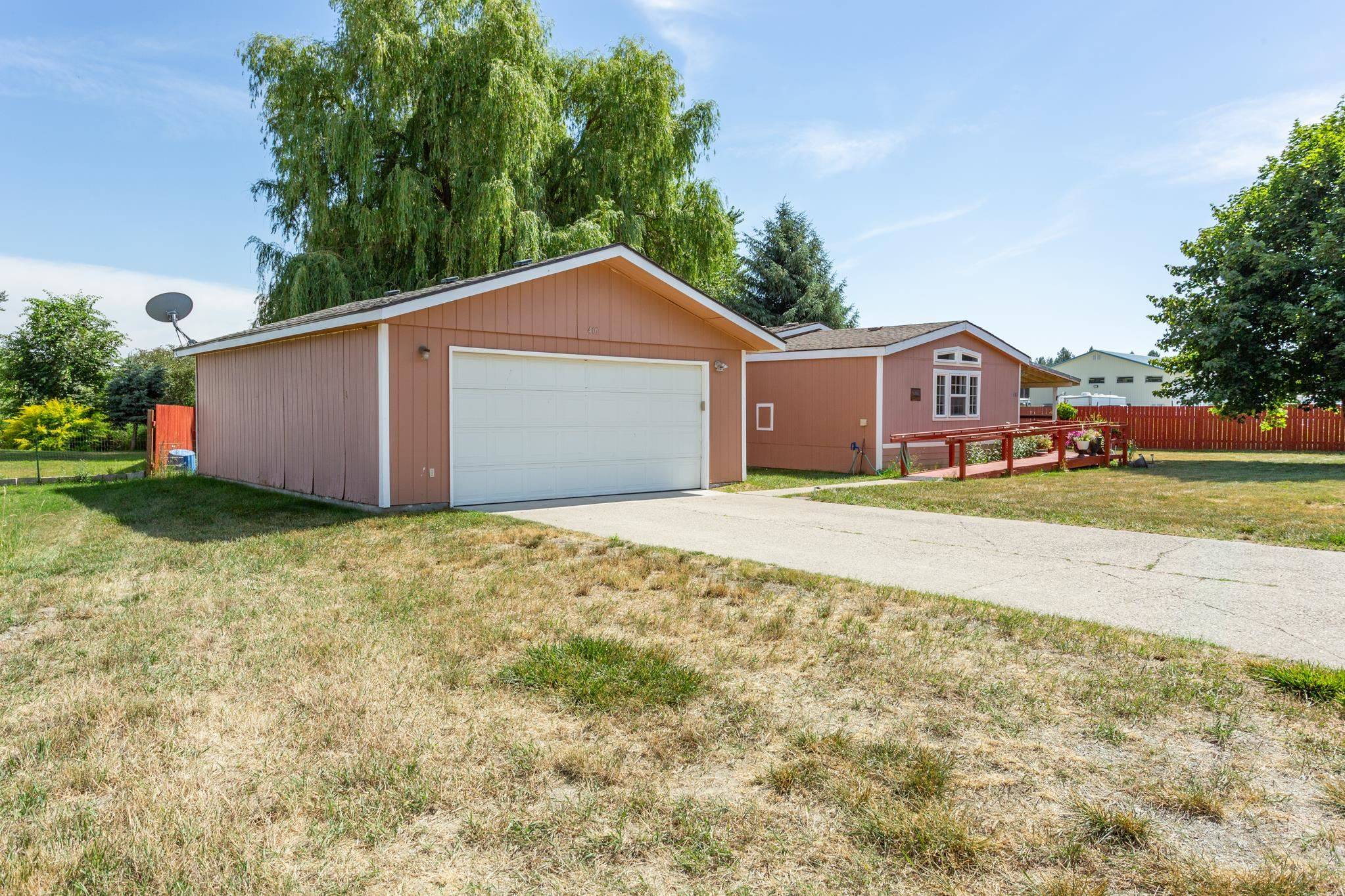 407 E Meadowmere WAY, Deer Park, WA 99006