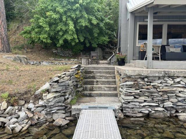 45116 Lake Shore Homes Rd. Rd, Loon Lake, WA 99147
