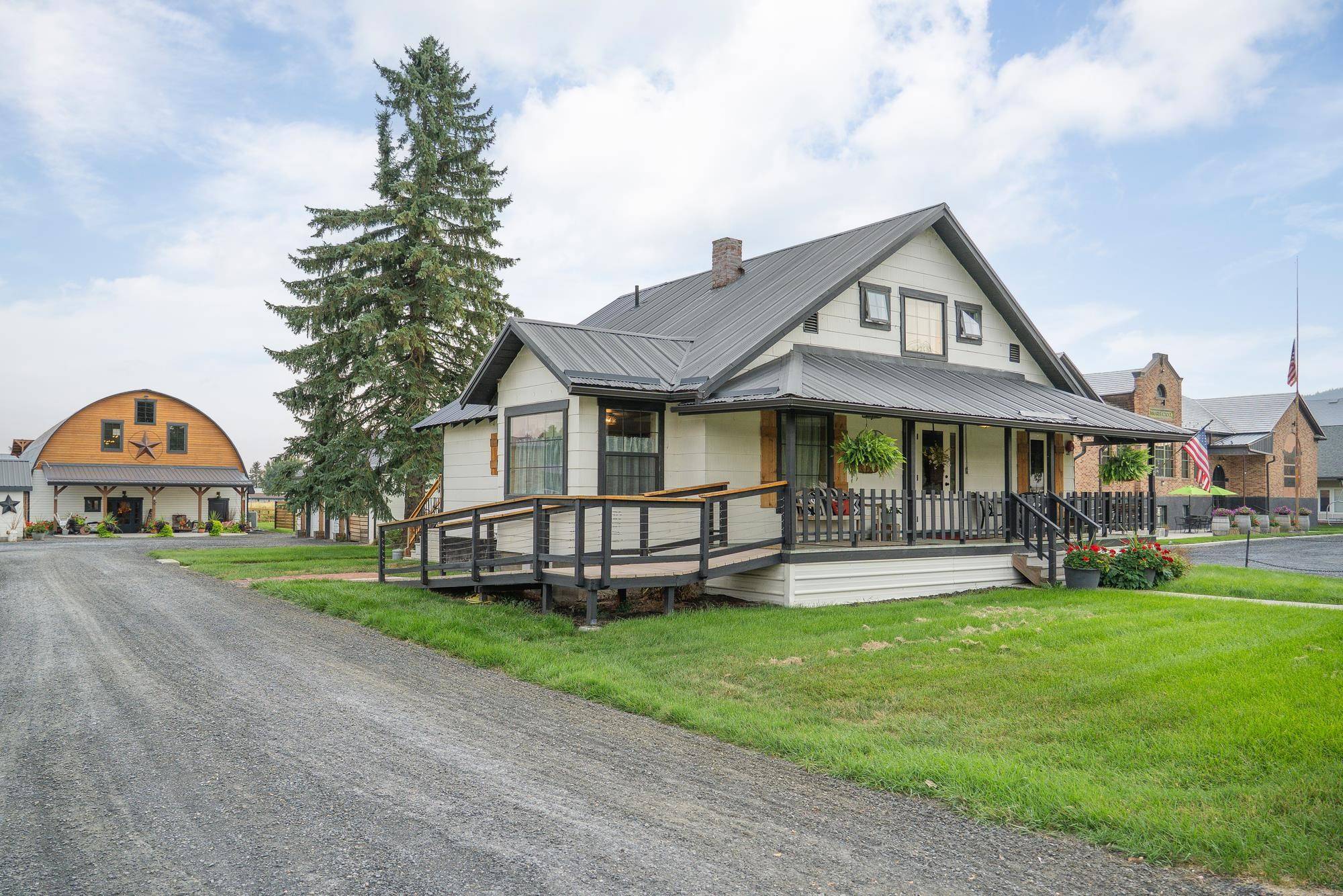 510 E Main St, Chewelah, WA 99109