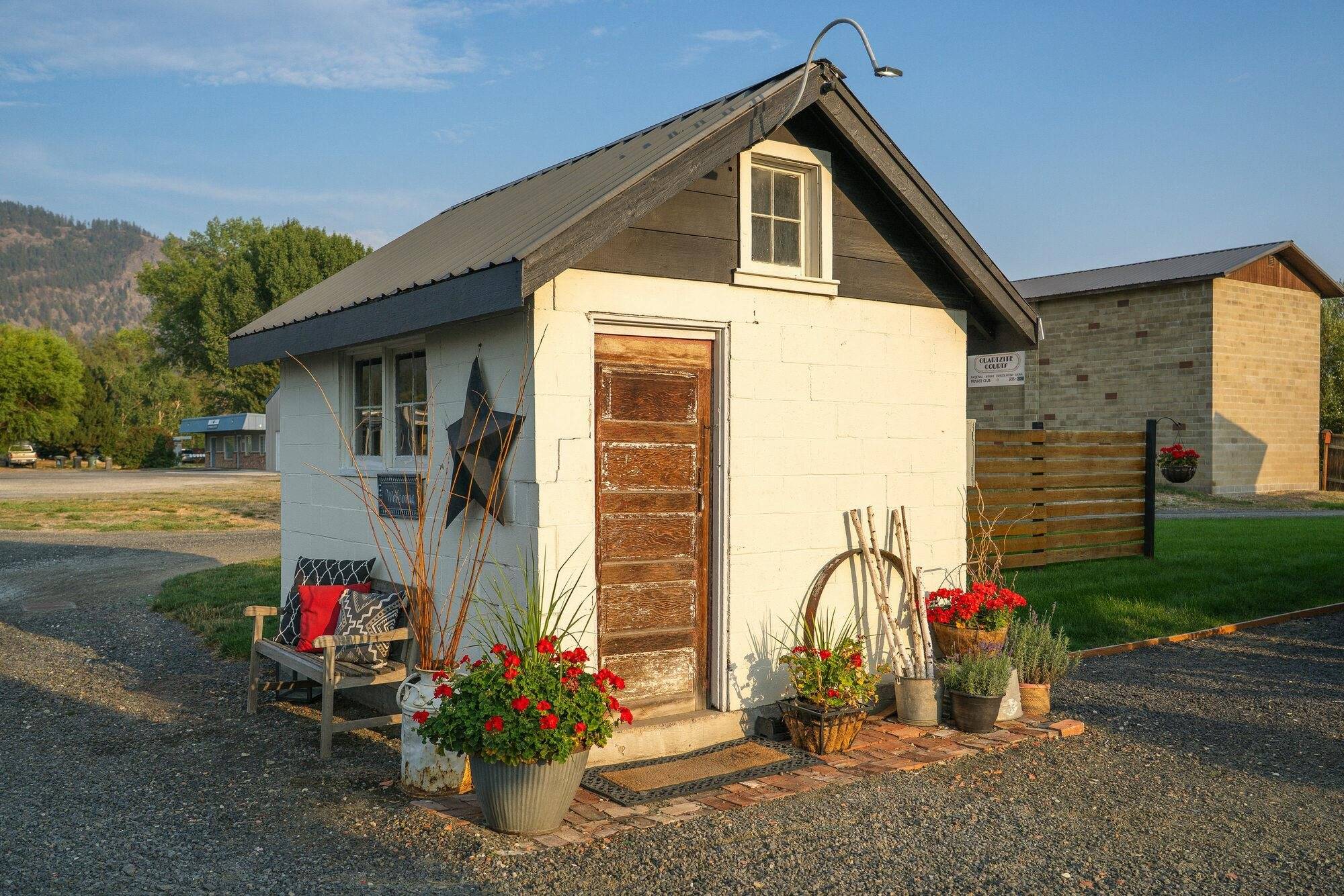 510 E Main St, Chewelah, WA 99109