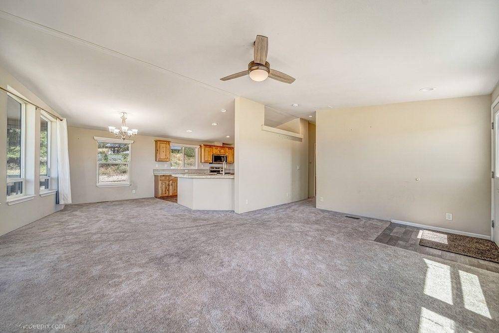 2358 B Burnt Valley Rd, Chewelah, WA 99109