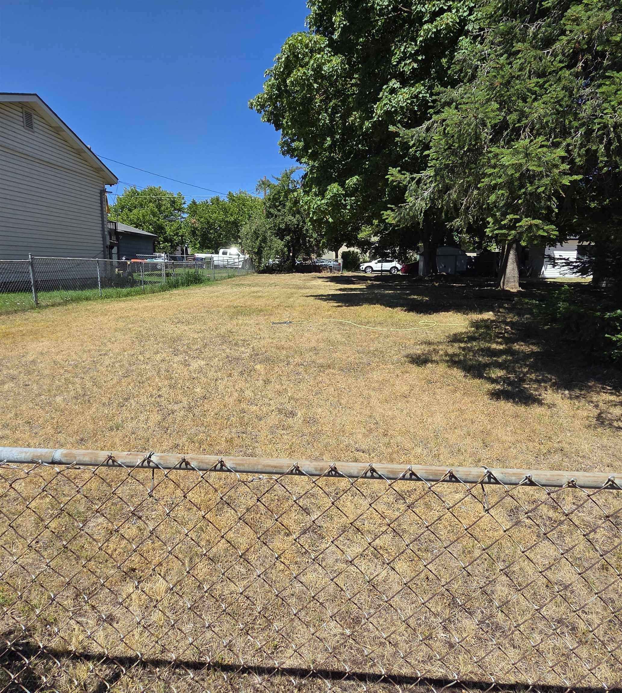 2417 E Empire Ave, Spokane, WA 99207