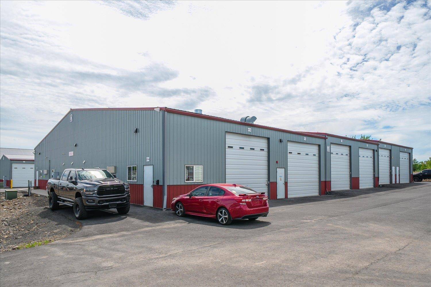 10915 W Fast Lane Rd, Airway Heights, WA 99001