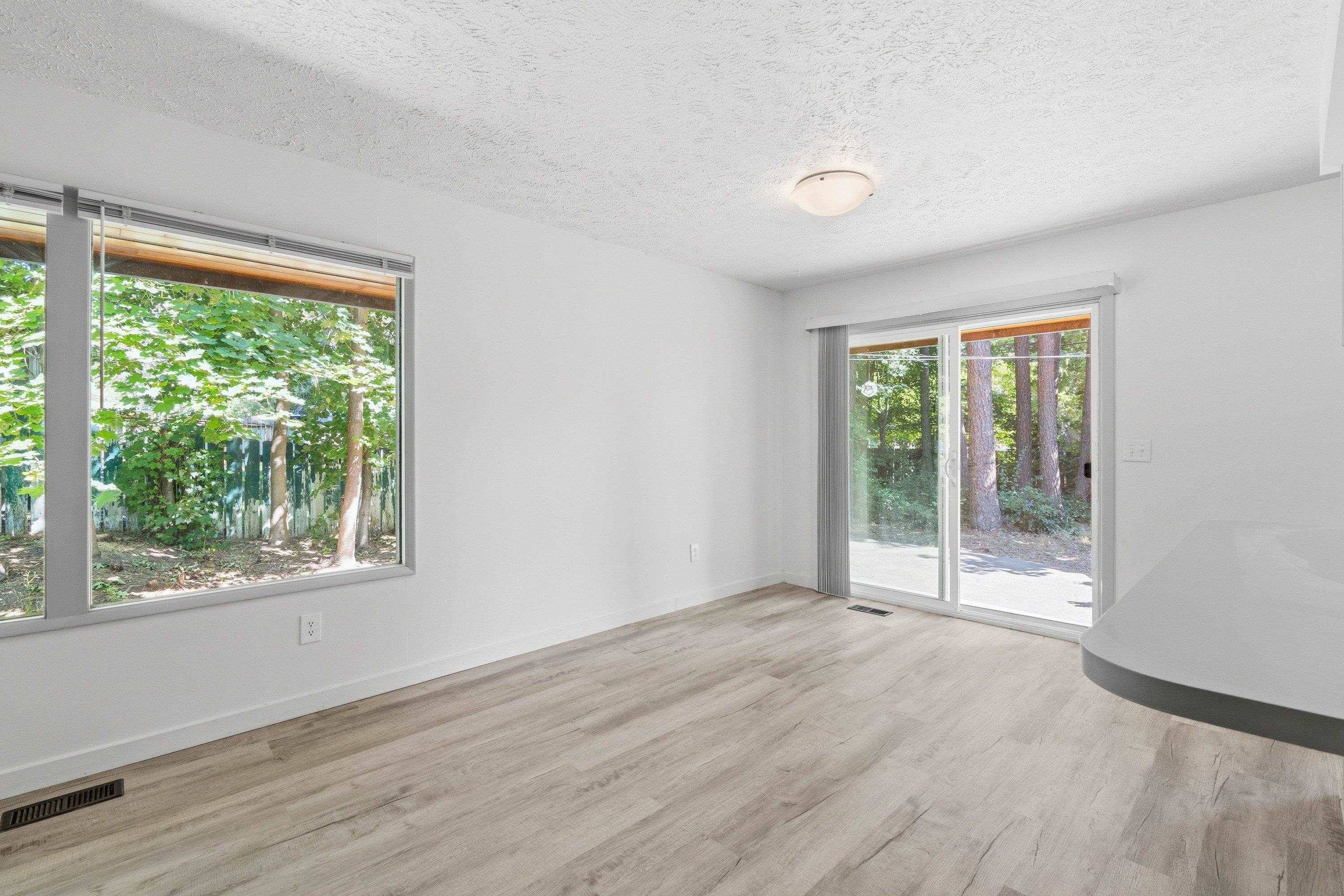 10906 E 17th Ave #10908 E 17th Ave, Spokane Valley, WA 99206